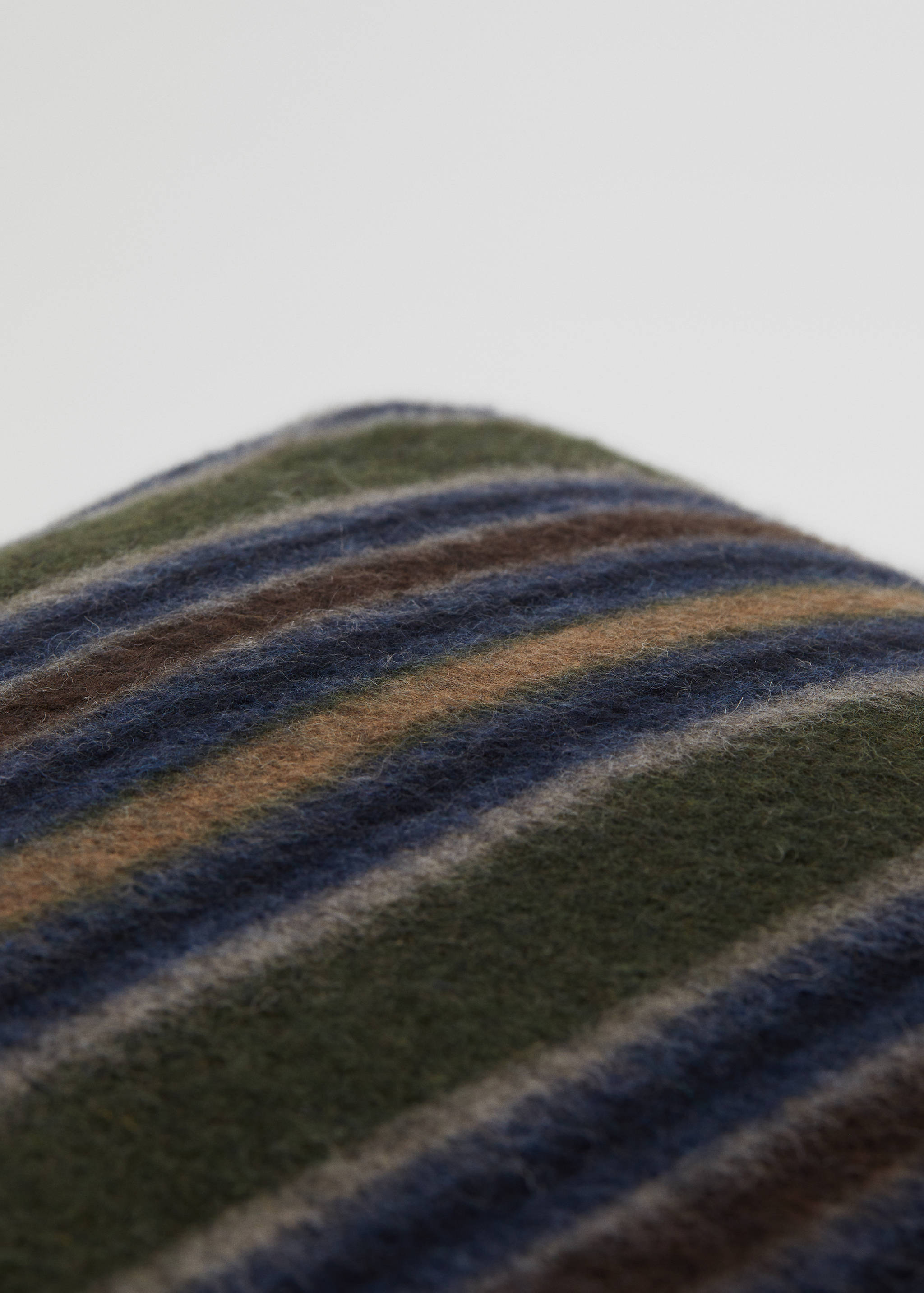 Textured striped cushion case 40x60cm - Details of the article 4