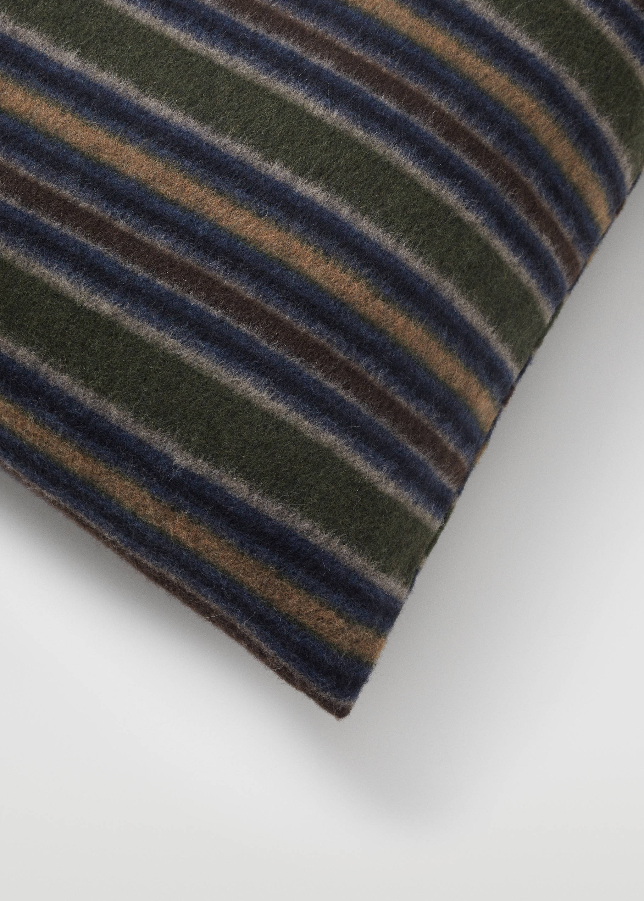 Textured striped cushion case 60X60cm - Details of the article 3