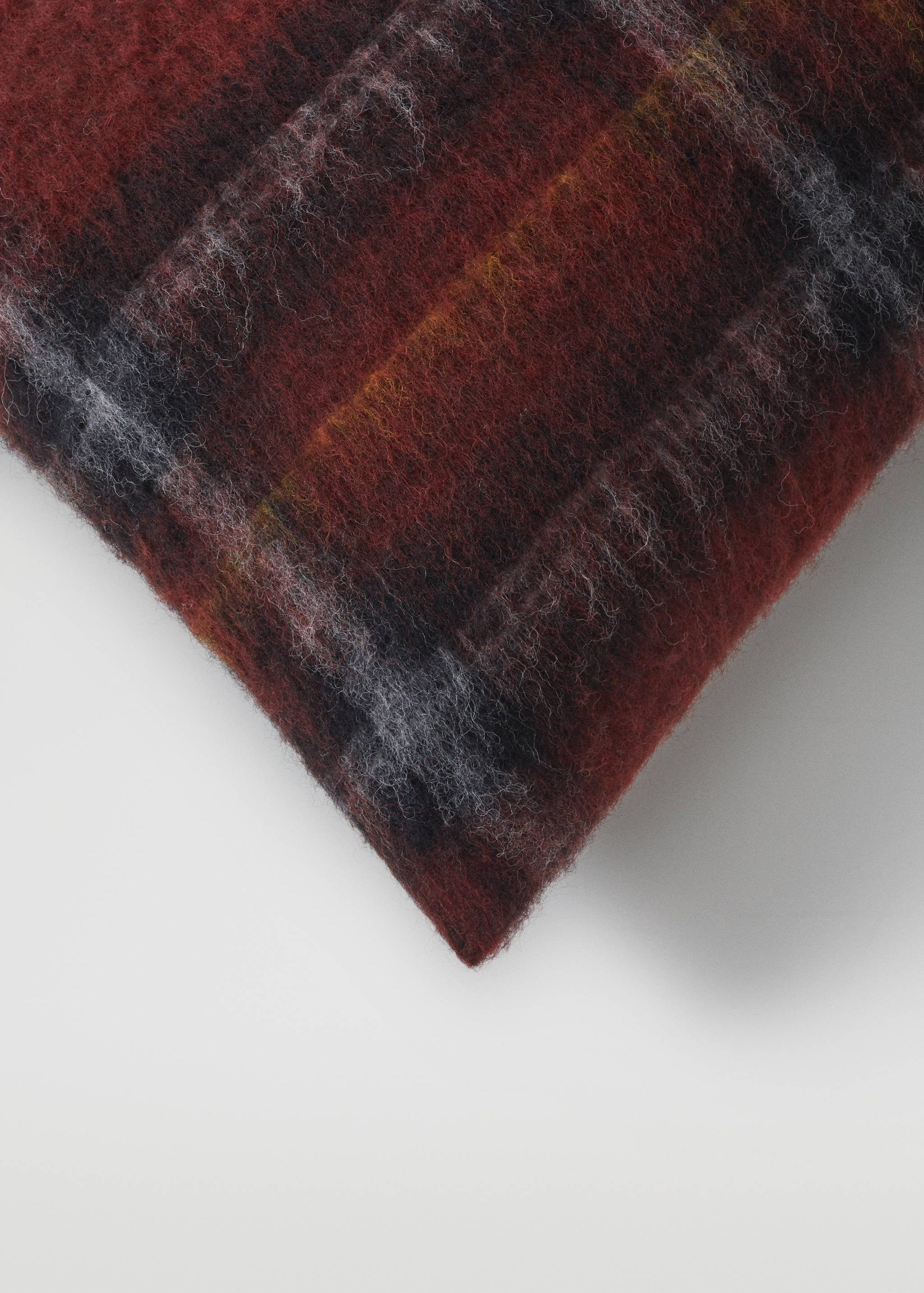 Karierte Kissenhülle aus Wolle 40 x 60 cm - Detail des Artikels 3