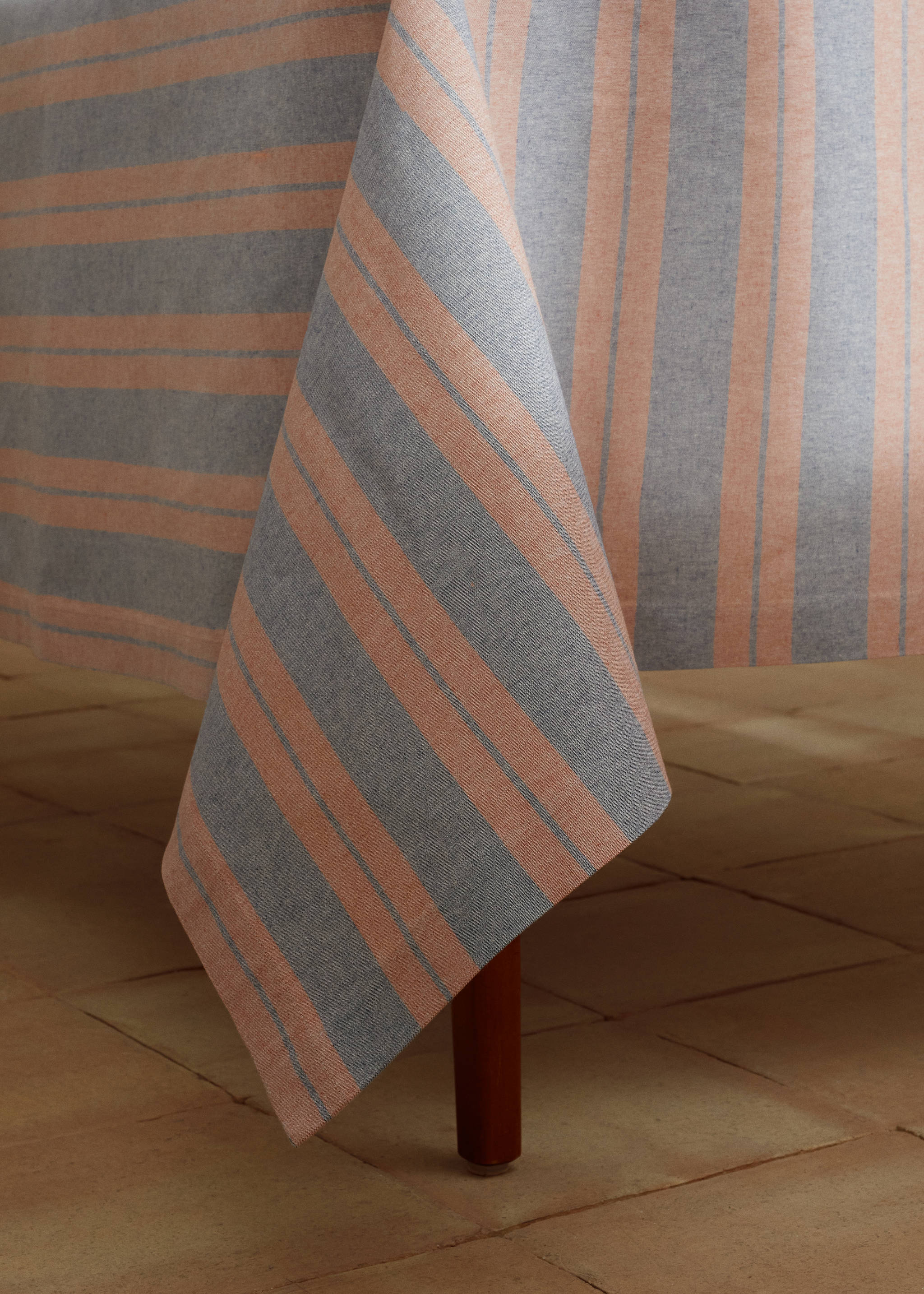 Gestreifte Baumwoll-Tischdecke 150 x 250 cm - Detail des Artikels 3