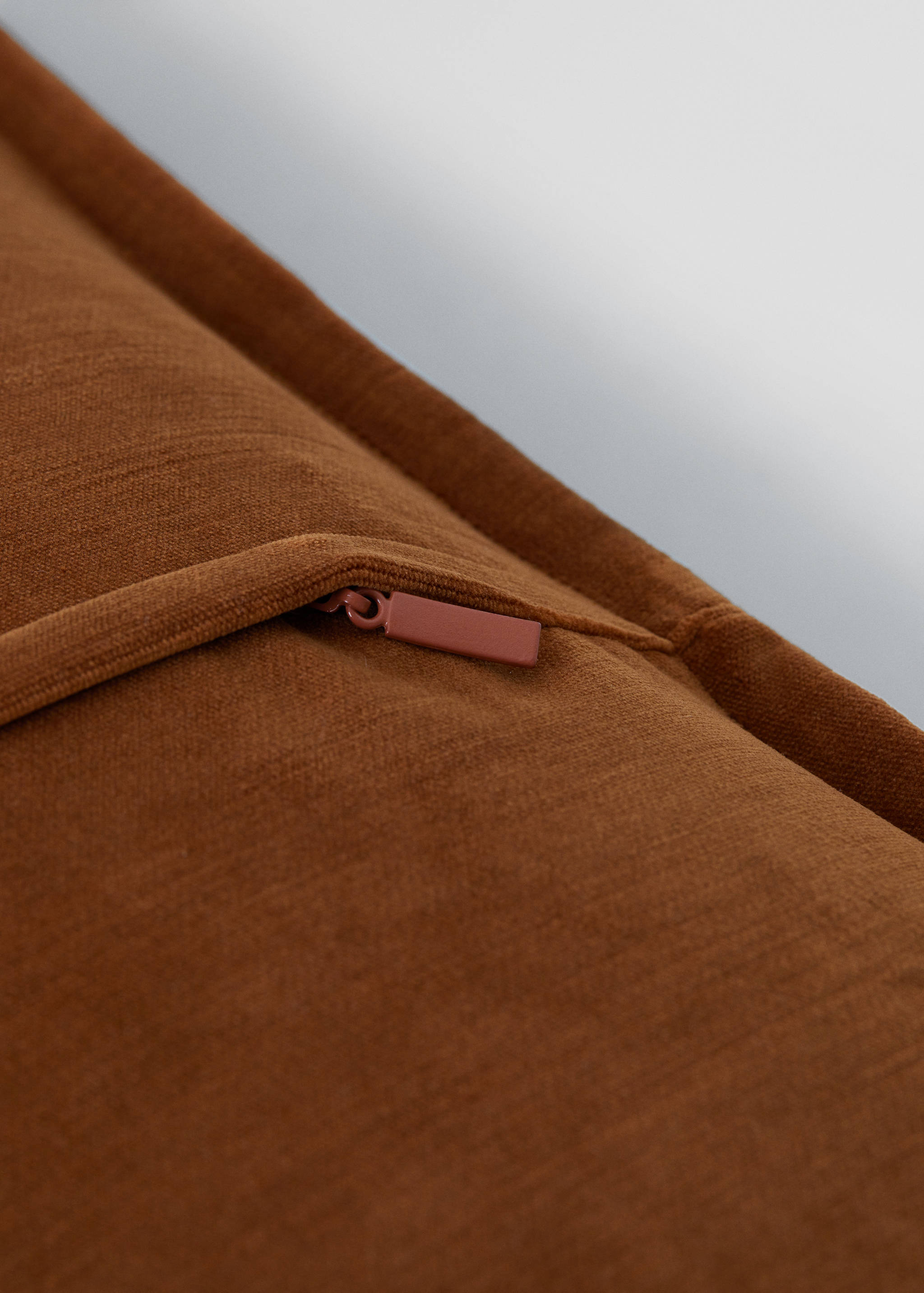 Velvet cushion cover 50X50cm - Details of the article 3