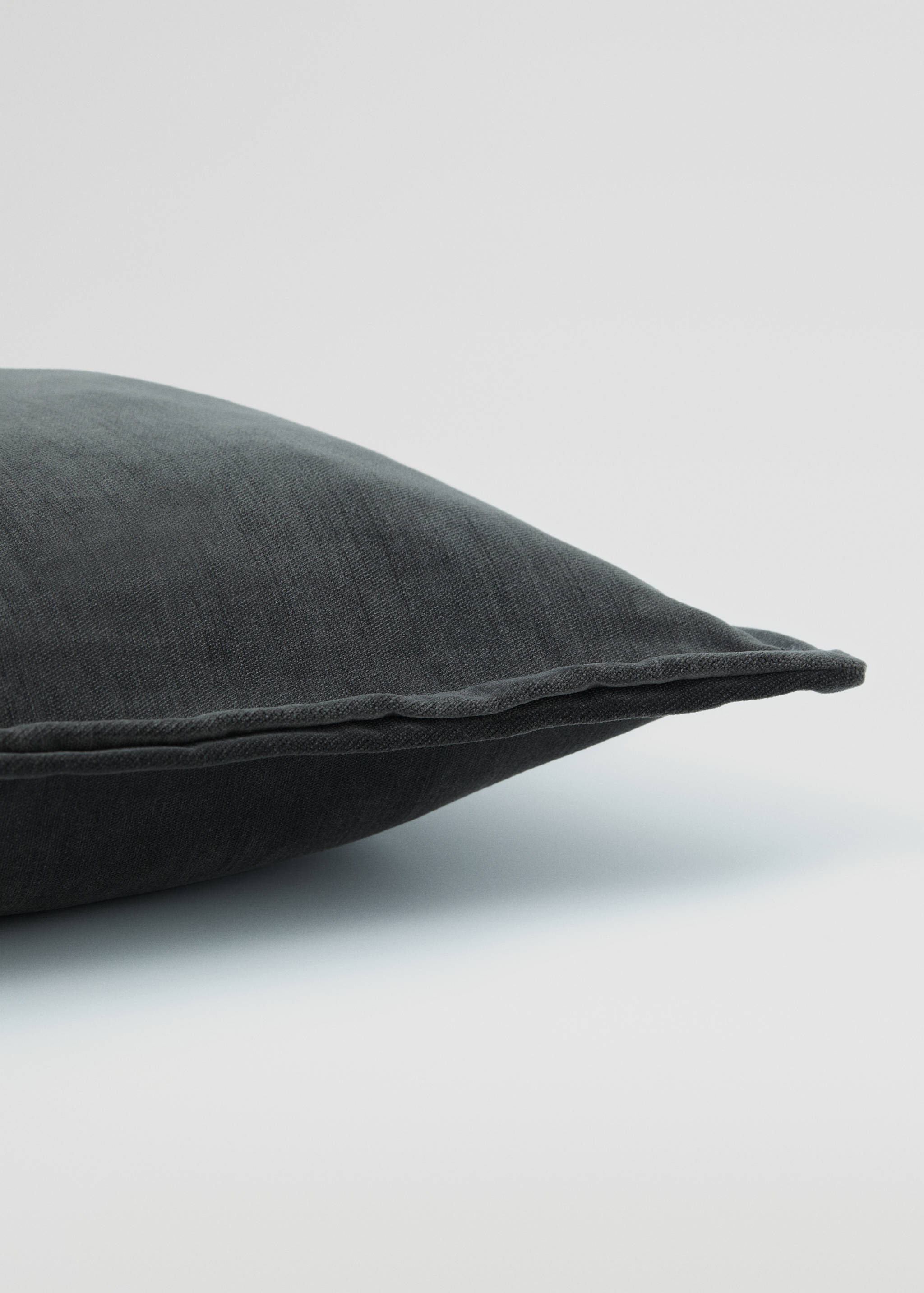 Velvet cushion cover 50X50cm - Details of the article 4