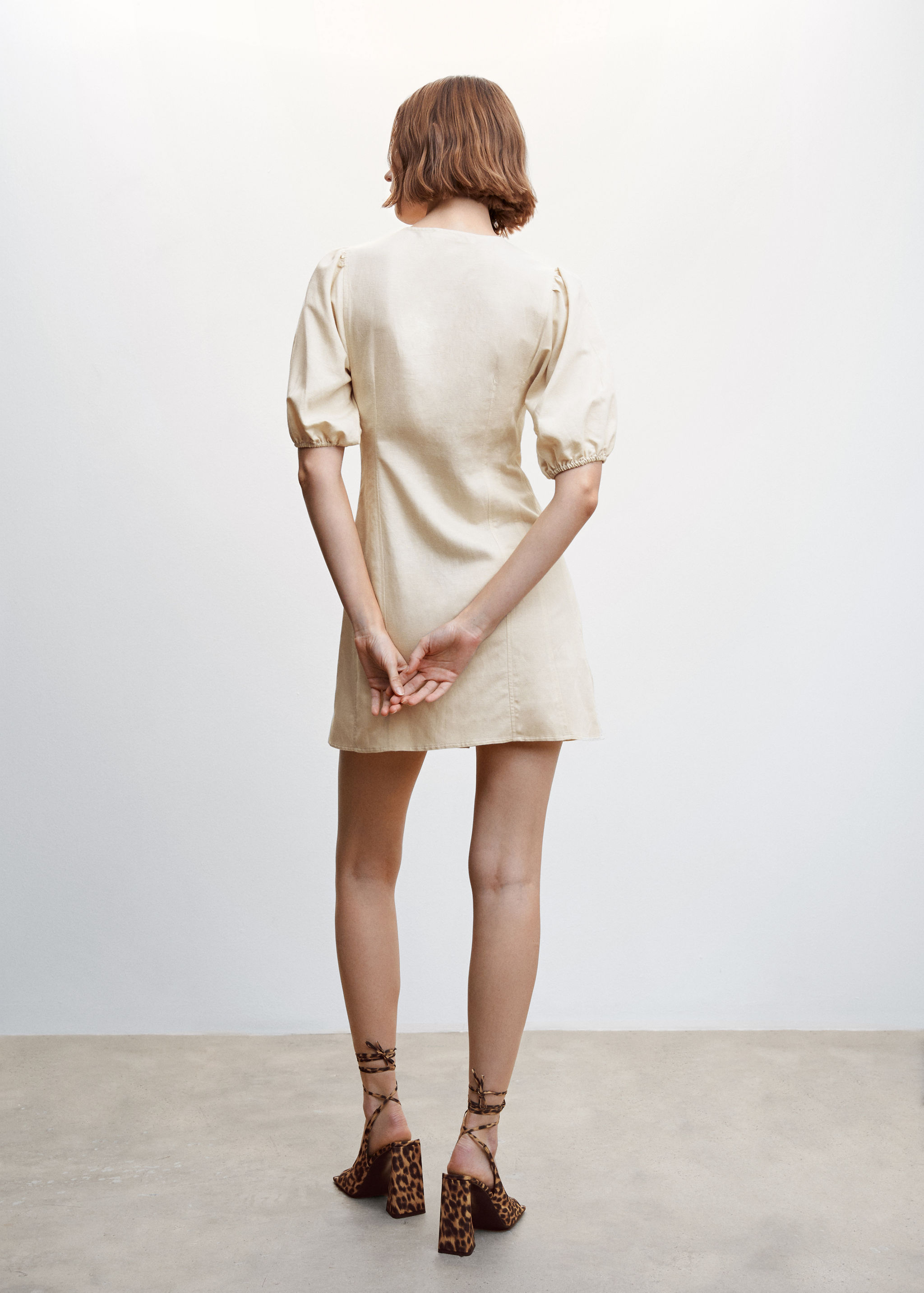 Robe manches bouffantes - Verso de l’article