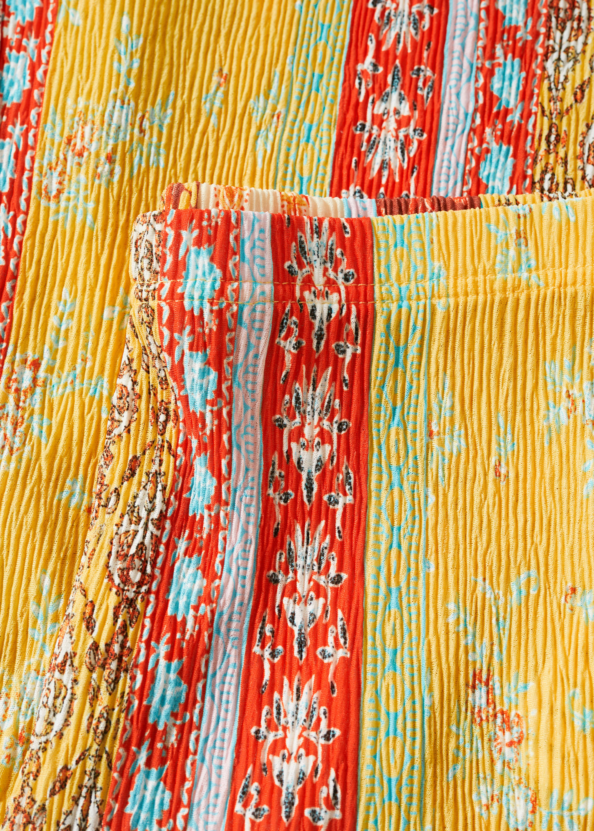 Pantalons textura estampat - Detall de l'article 8