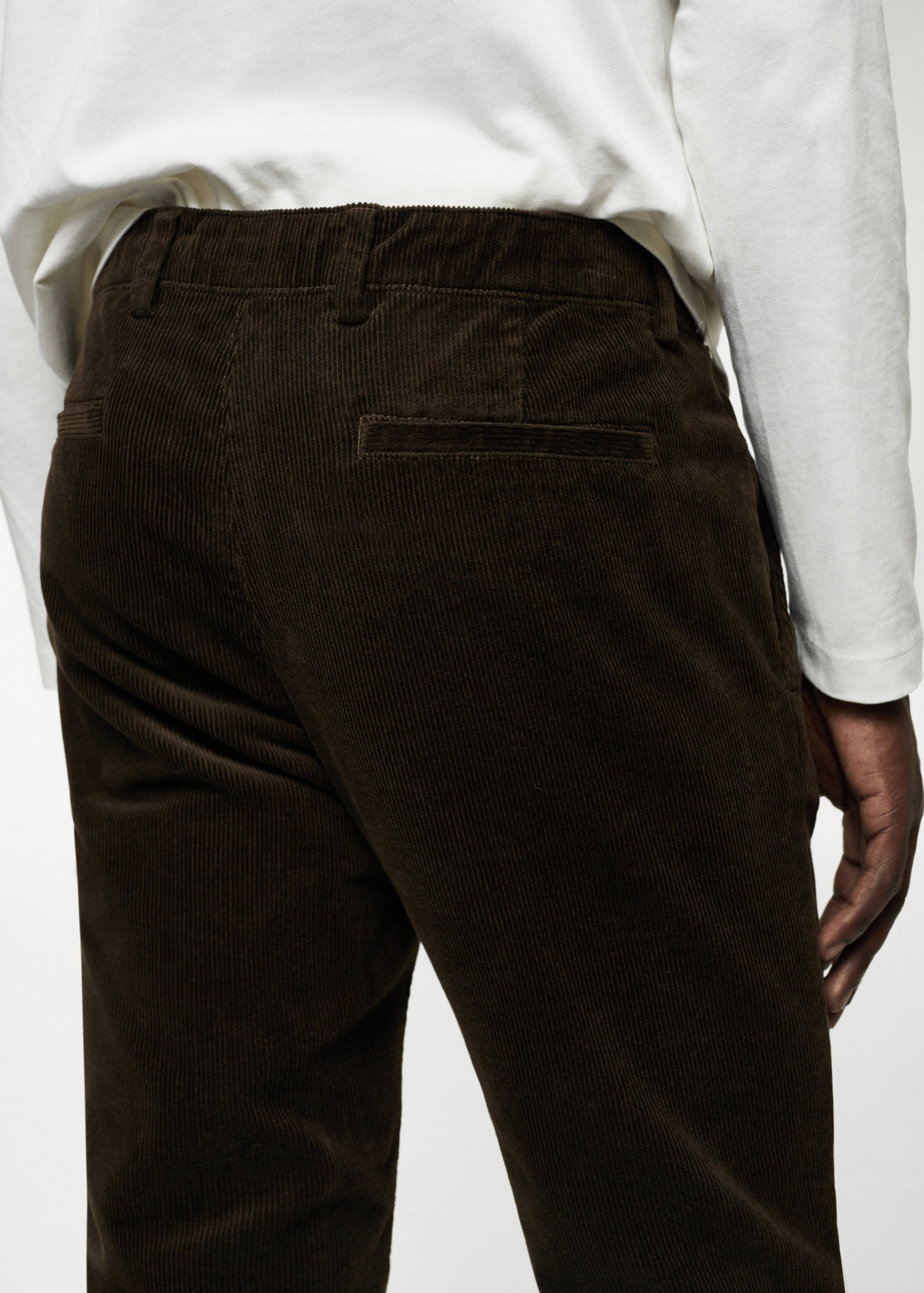 Tapered Cordhose in Cropped-Länge - Detail des Artikels 4