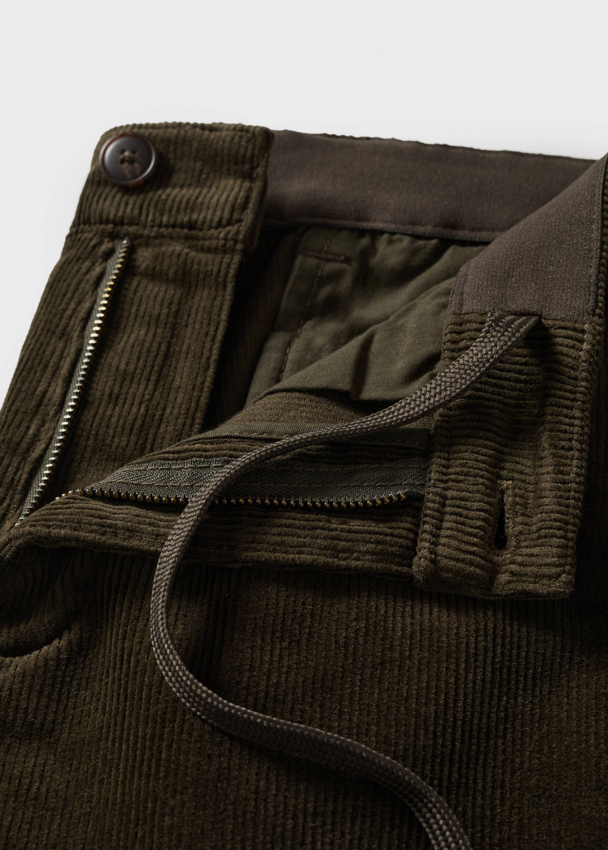 Tapered Cordhose in Cropped-Länge - Detail des Artikels 8