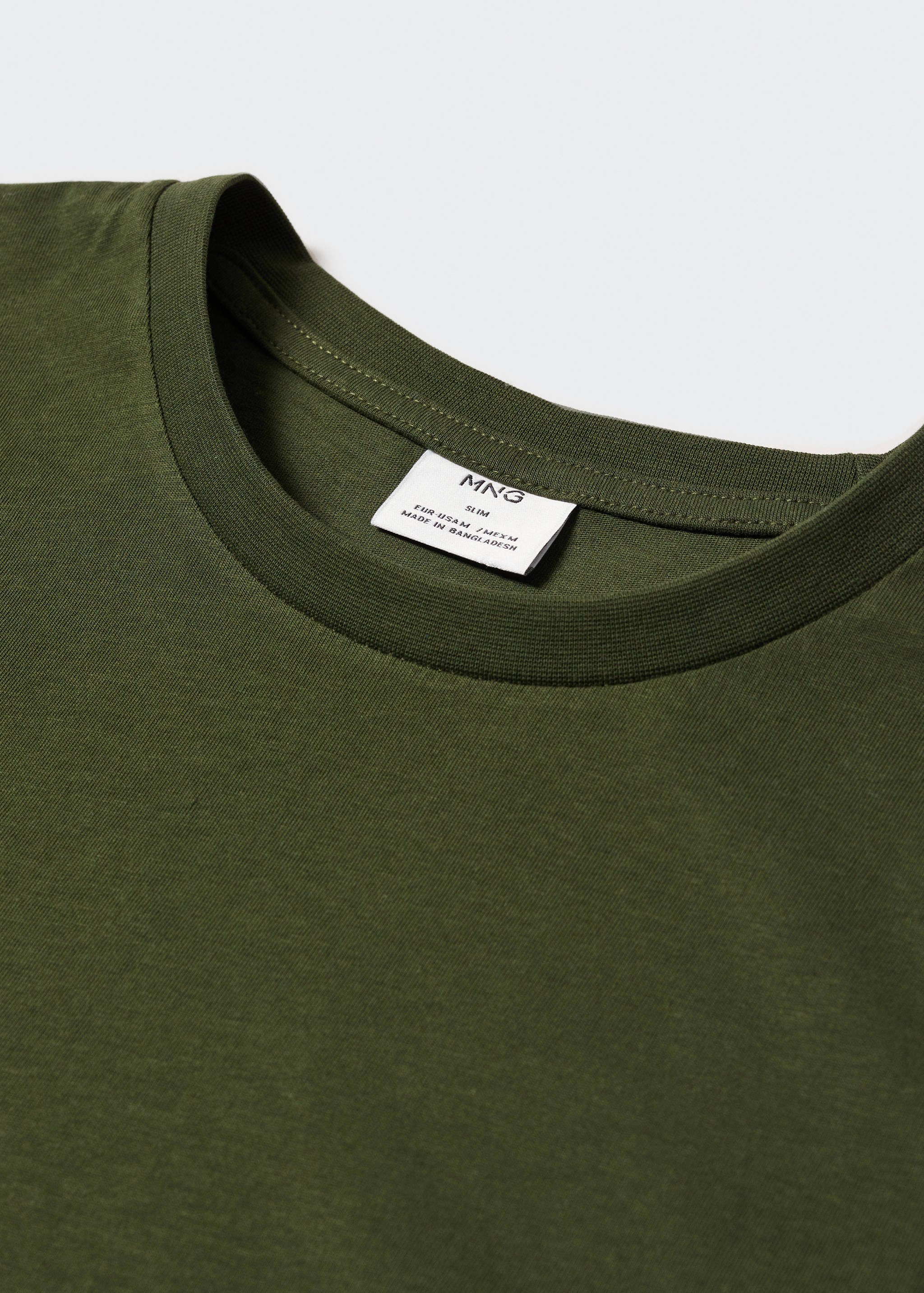 Basic lightweight cotton t-shirt - Details of the article 8