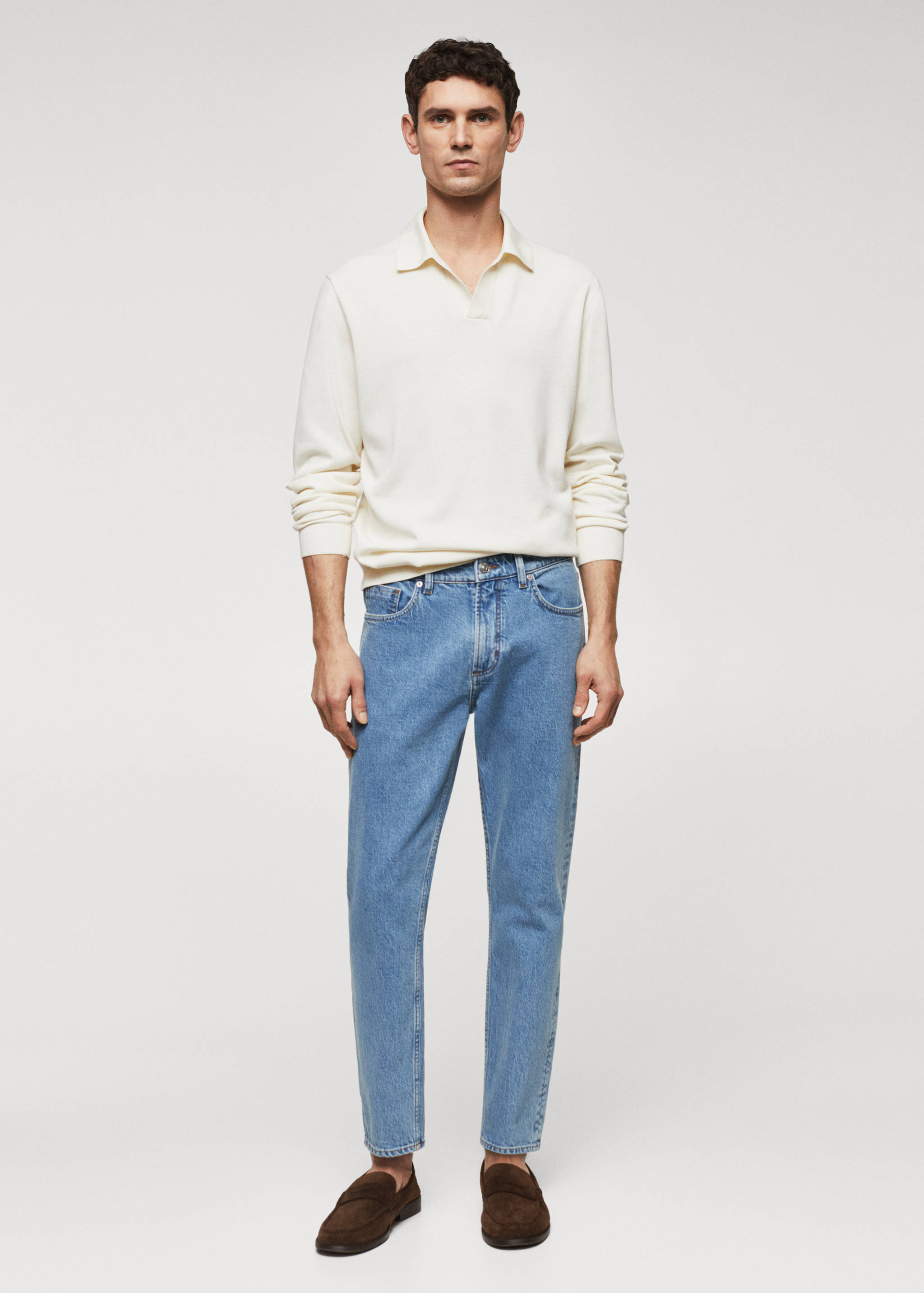 Mocasini din piele întoarsă - Plan general