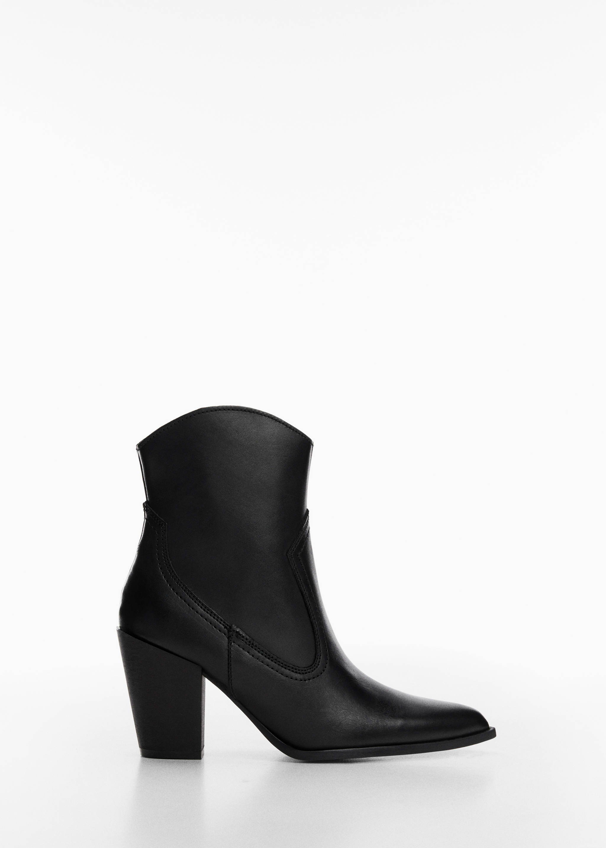 Cowboy-style leather ankle boots - Article without model