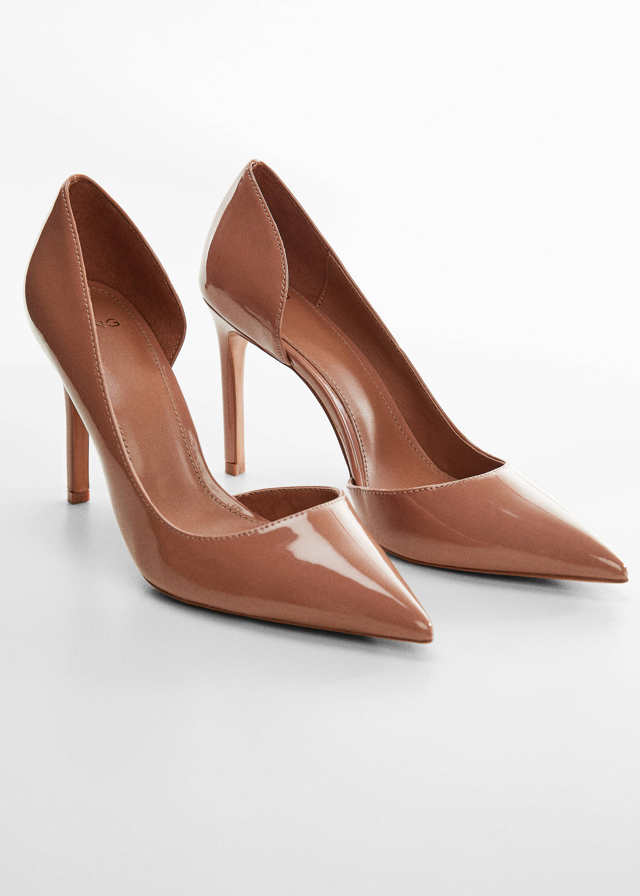 Asymmetric stiletto shoes - Medium plane