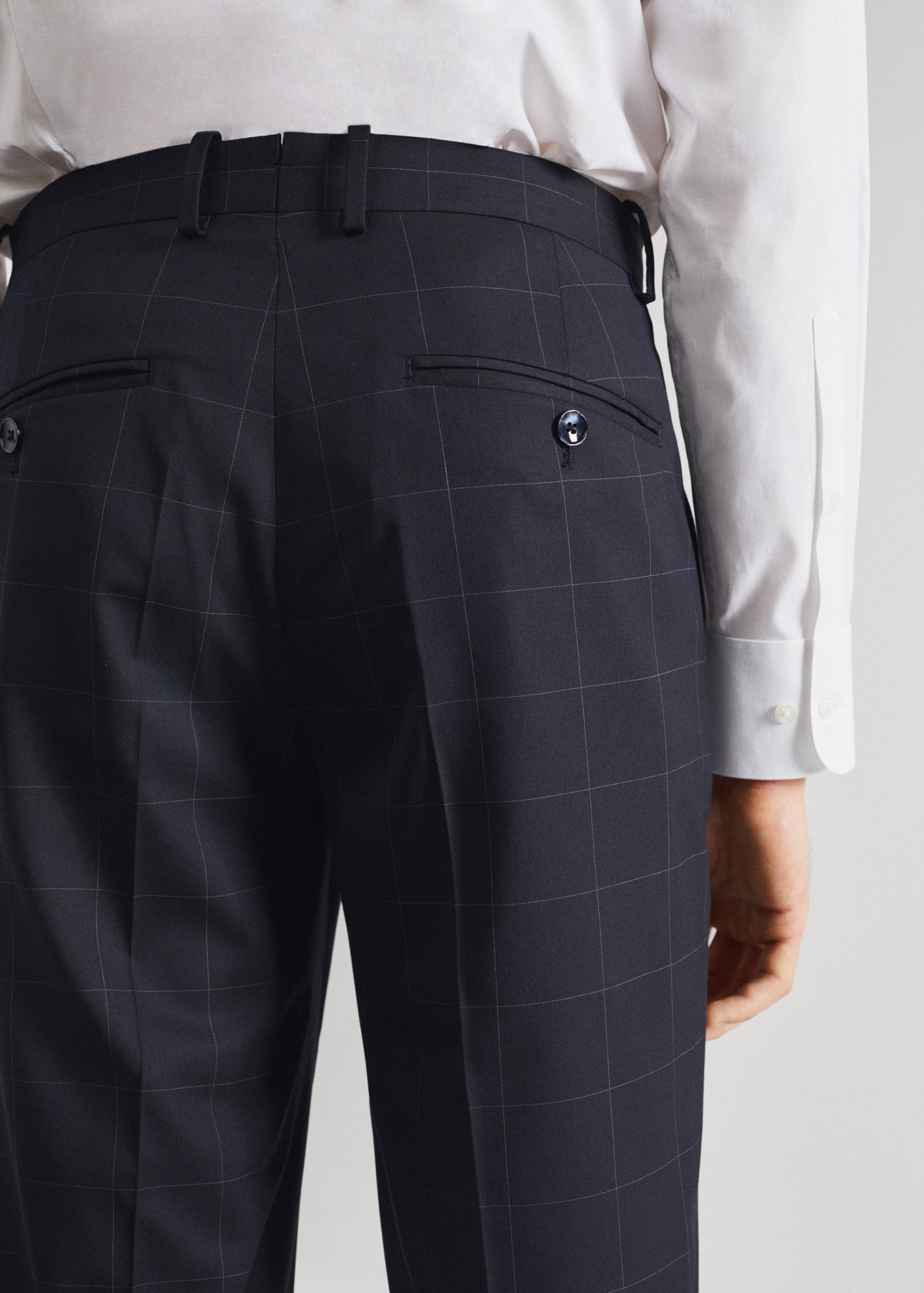 Pantalons vestir slim fit quadres - Detall de l'article 4
