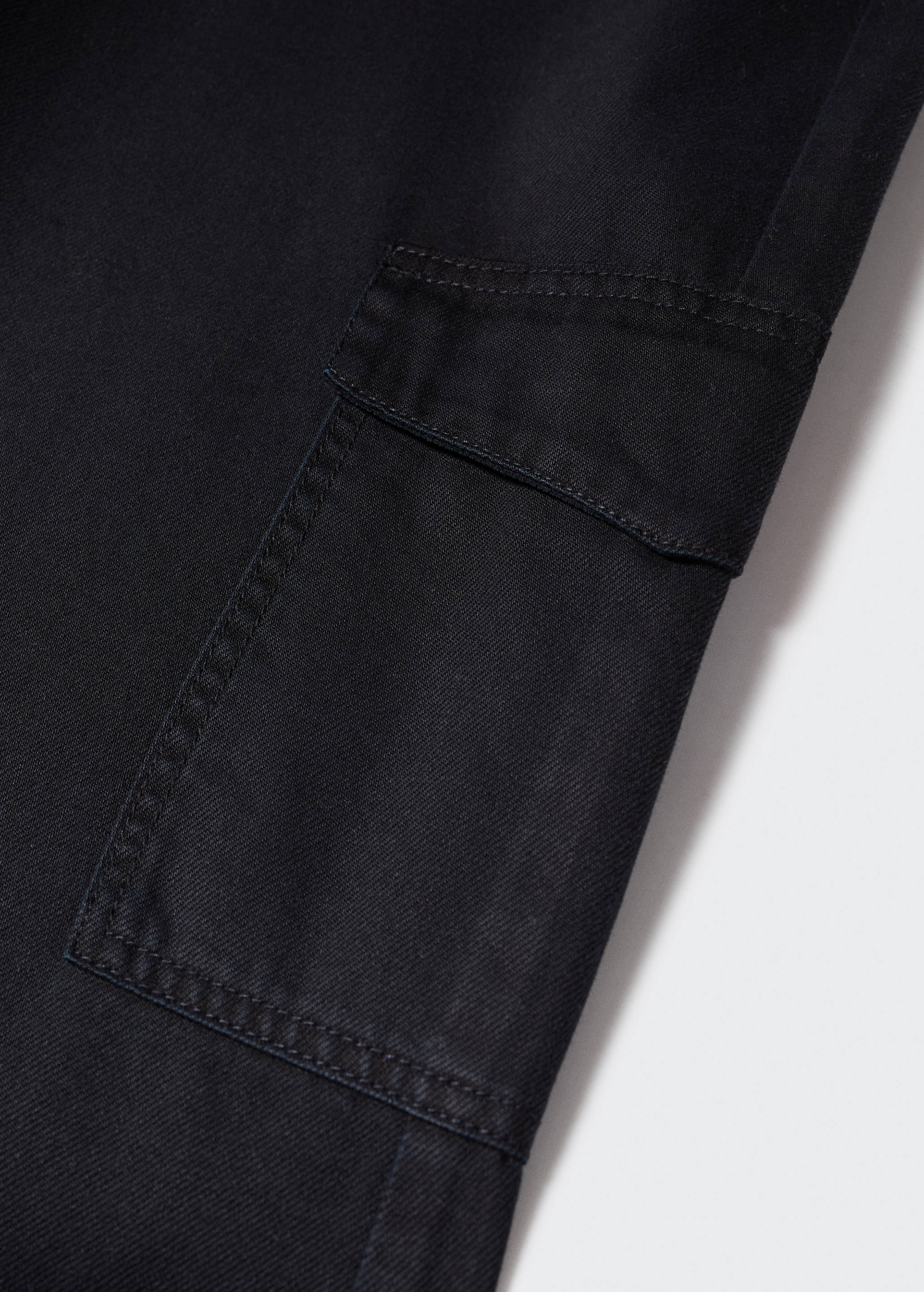 Cargo trousers with pocket - Details of the article 8