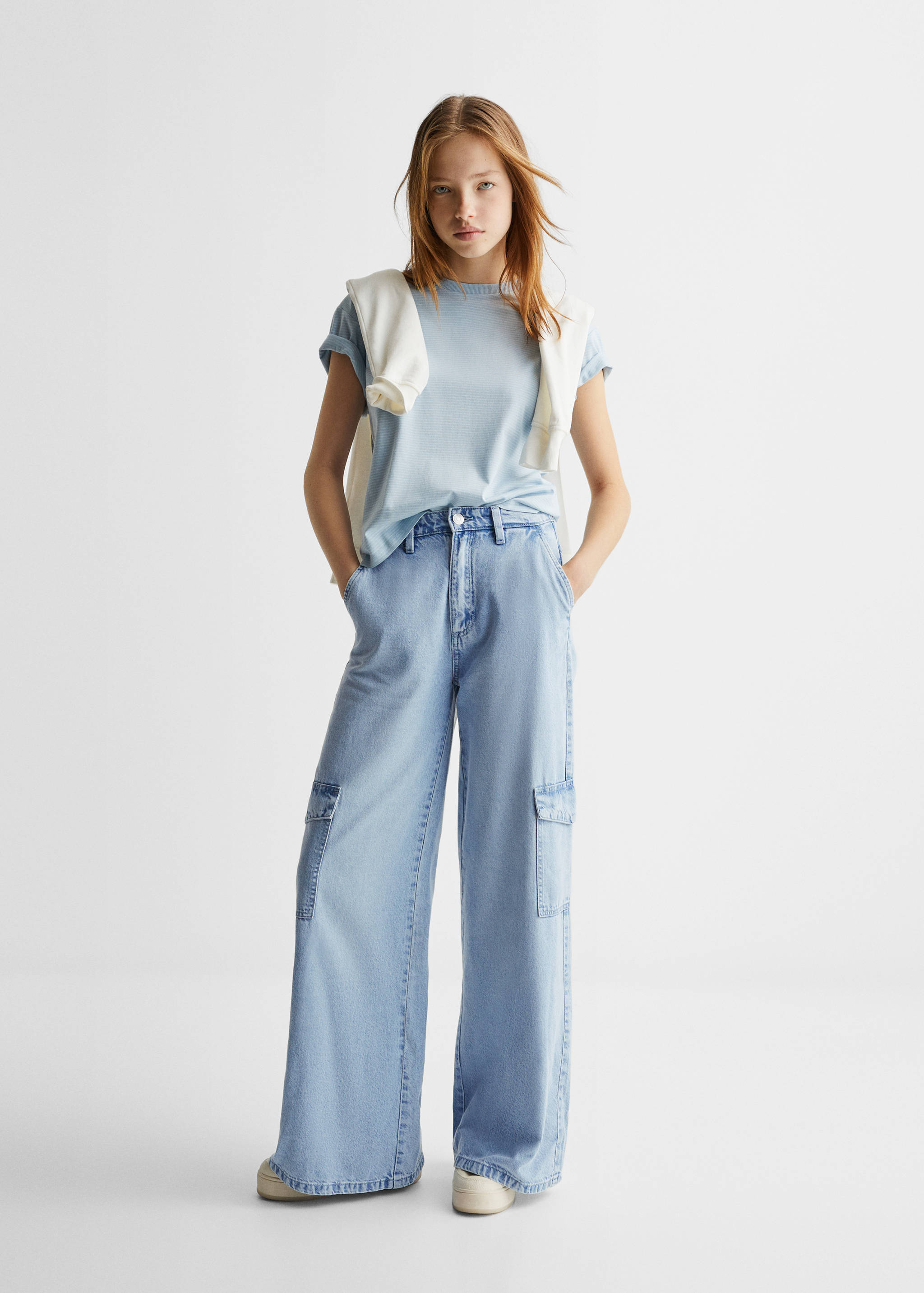 Cargo trousers with pocket - General plane