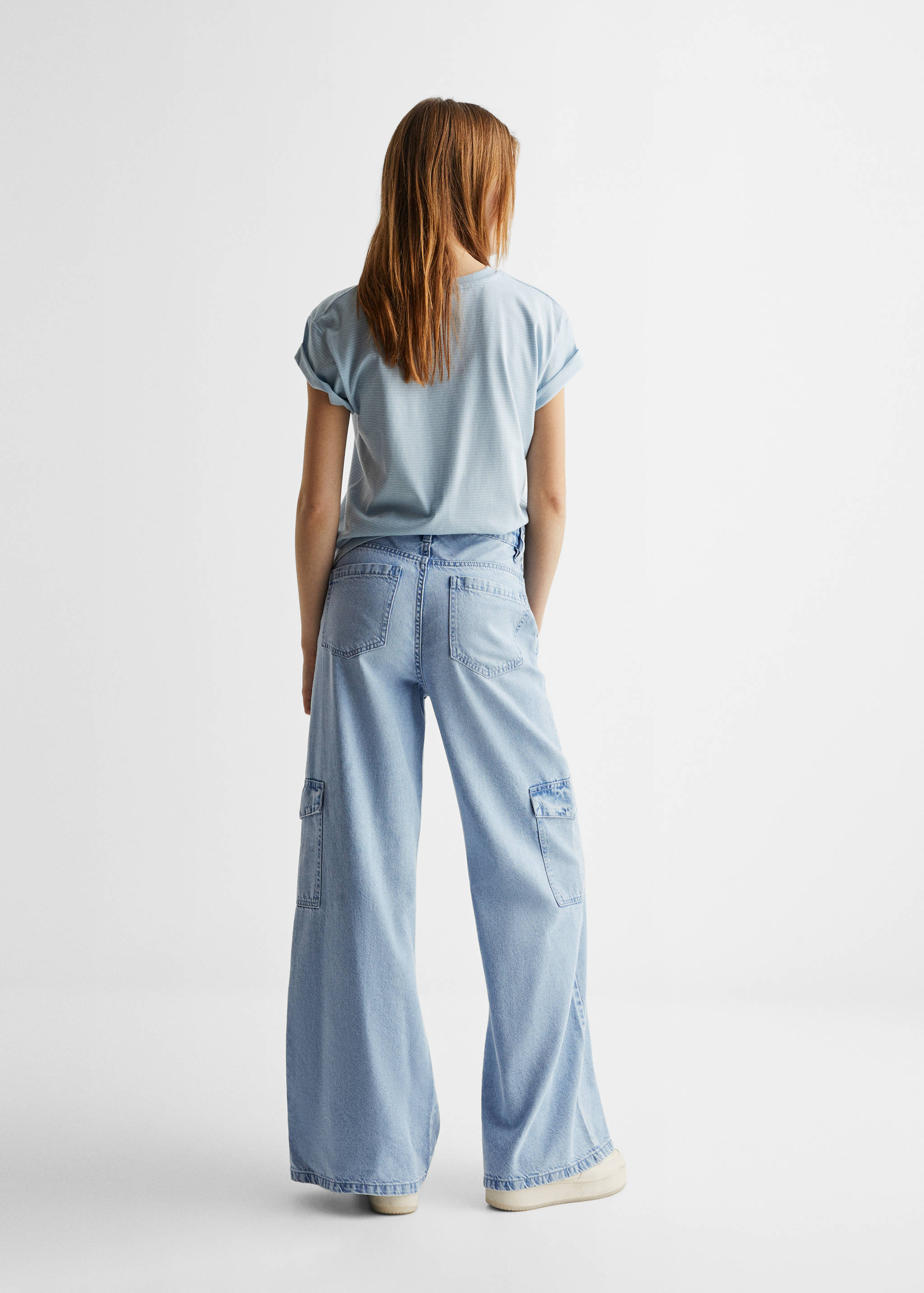 Cargo trousers with pocket - Reverse of the article