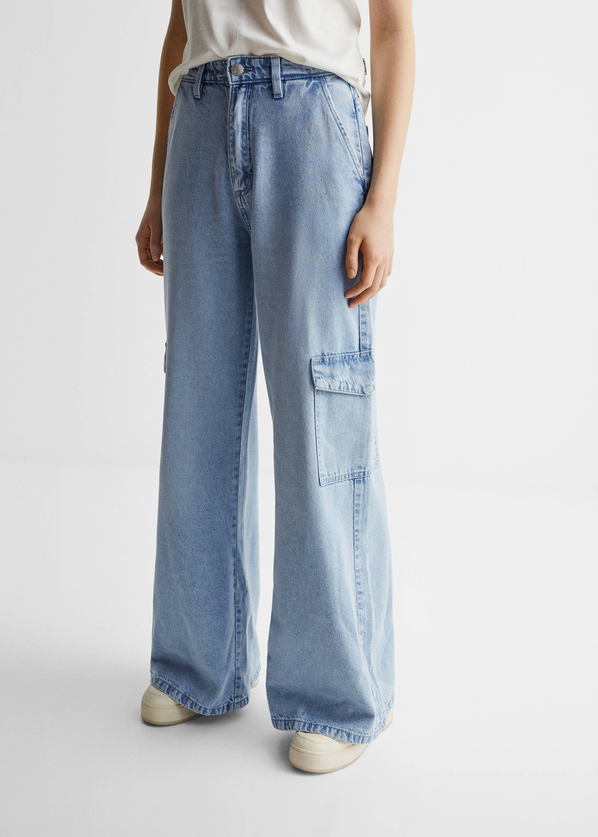 Cargo trousers with pocket - Details of the article 6