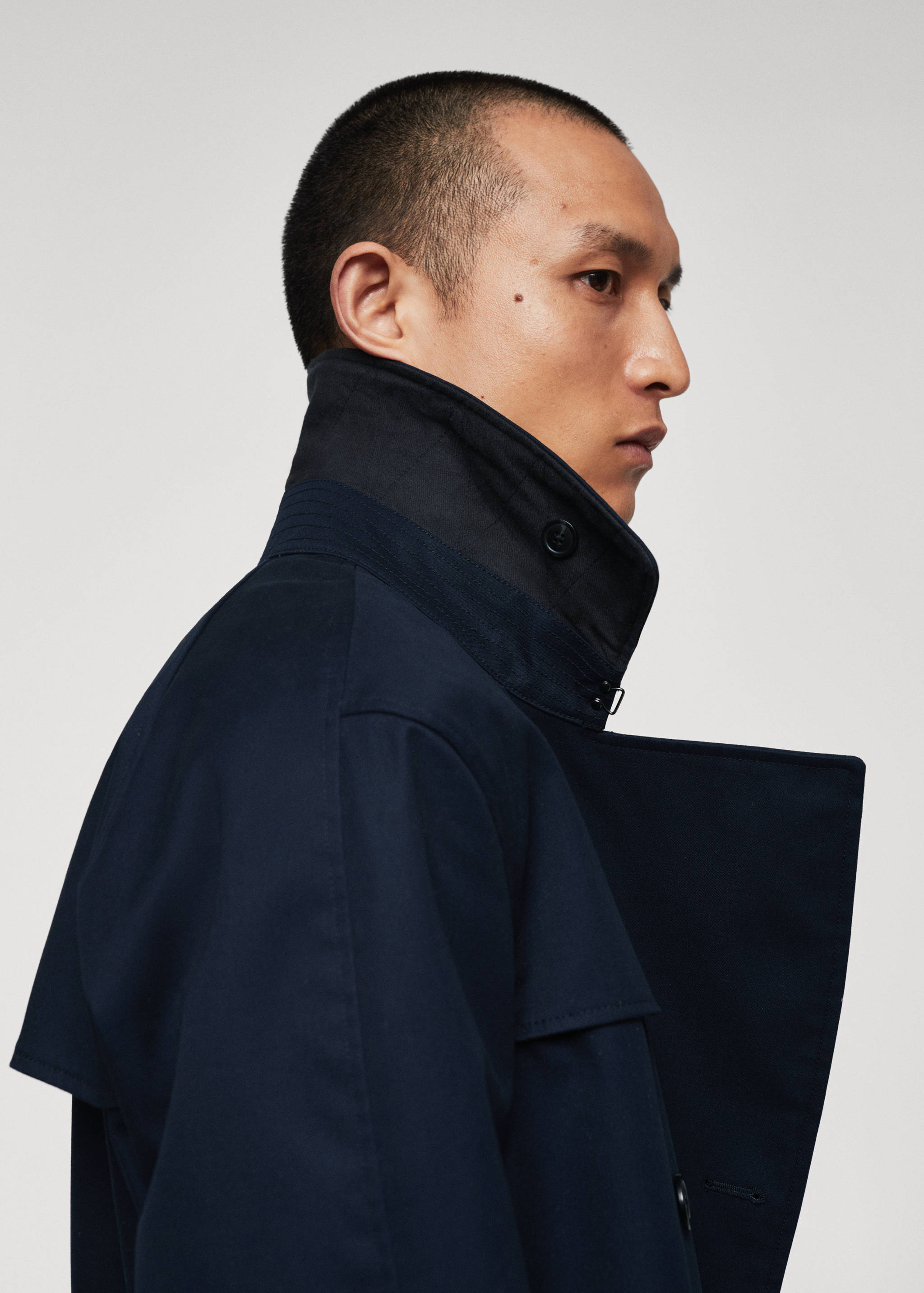 Classic water-repellent trench coat - Details of the article 4