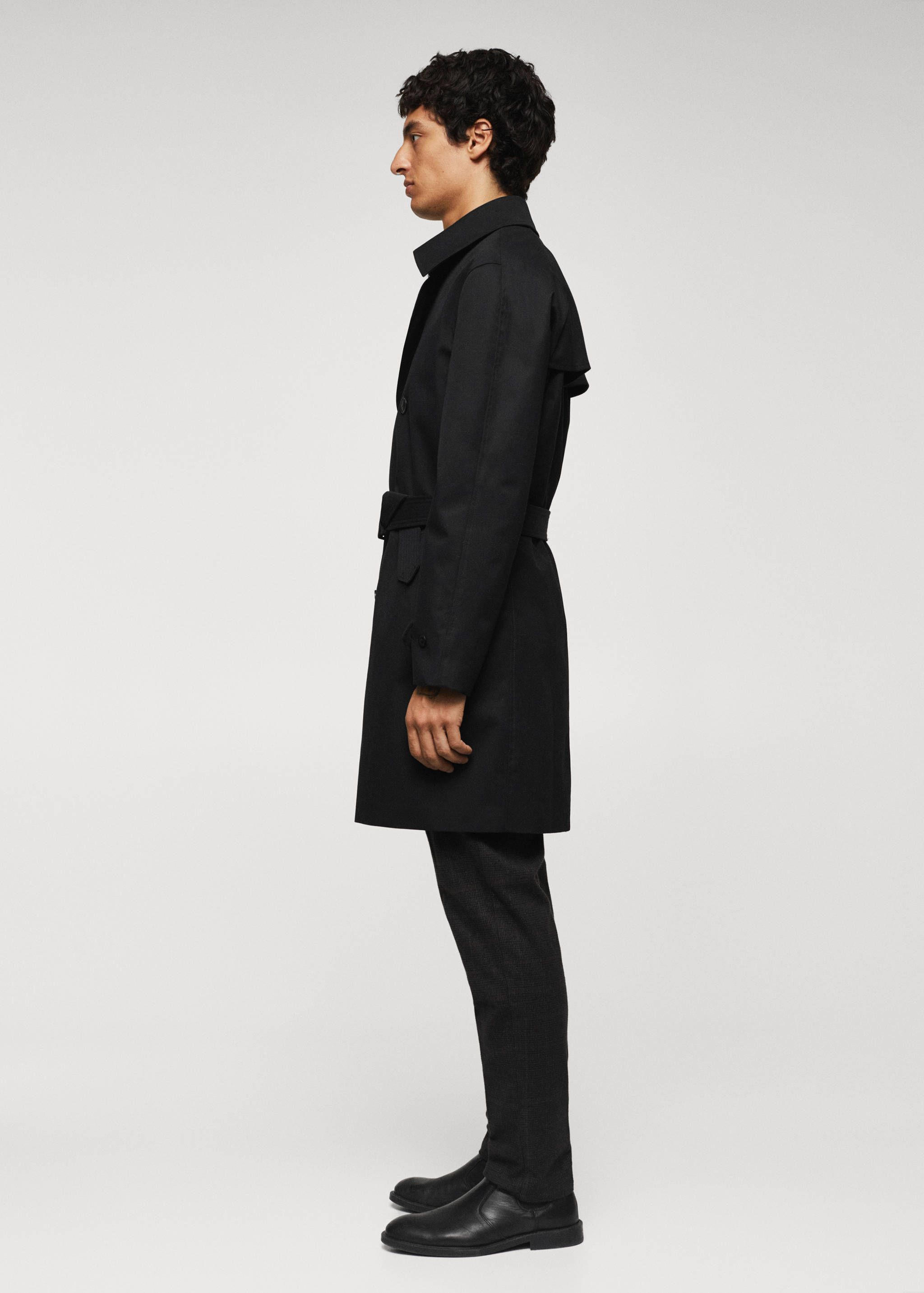 Classic water-repellent trench coat - Details of the article 1