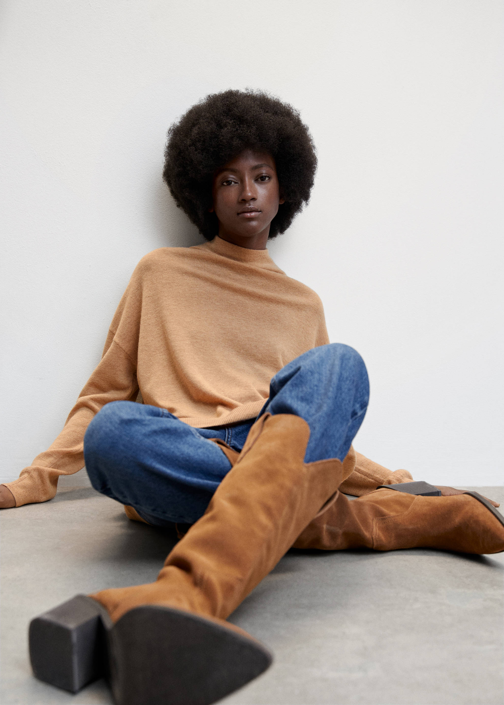 Pullover aus 100 % Wolle mit halbhohem Kragen - Detail des Artikels 2