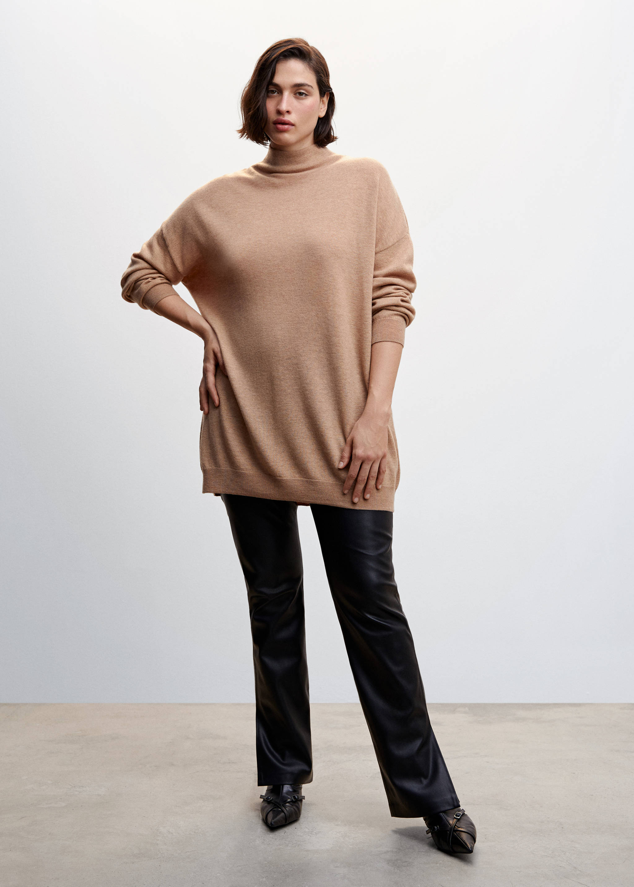 Pullover aus 100 % Wolle mit halbhohem Kragen - Detail des Artikels 3