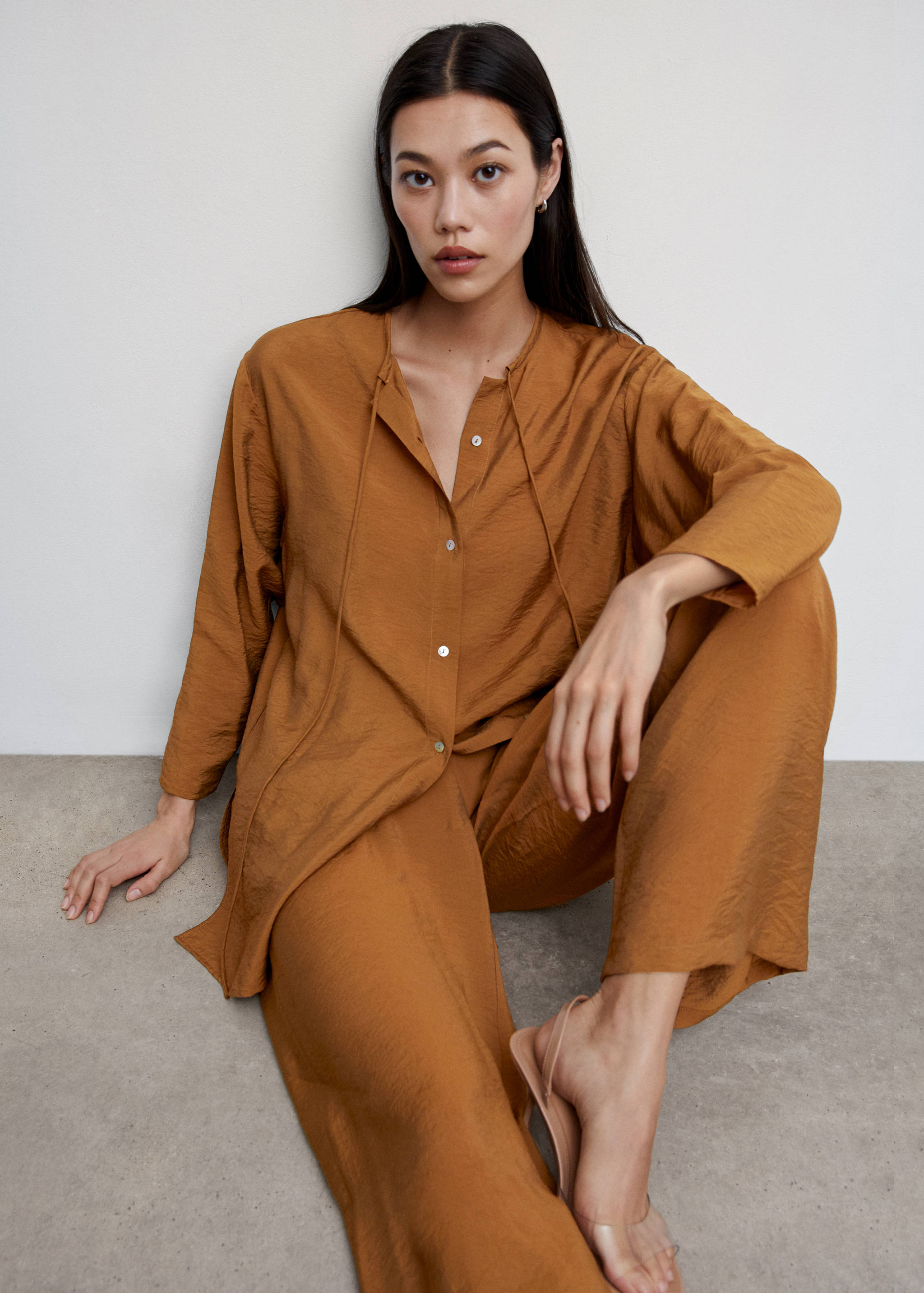 Satin lace blouse - Details of the article 2