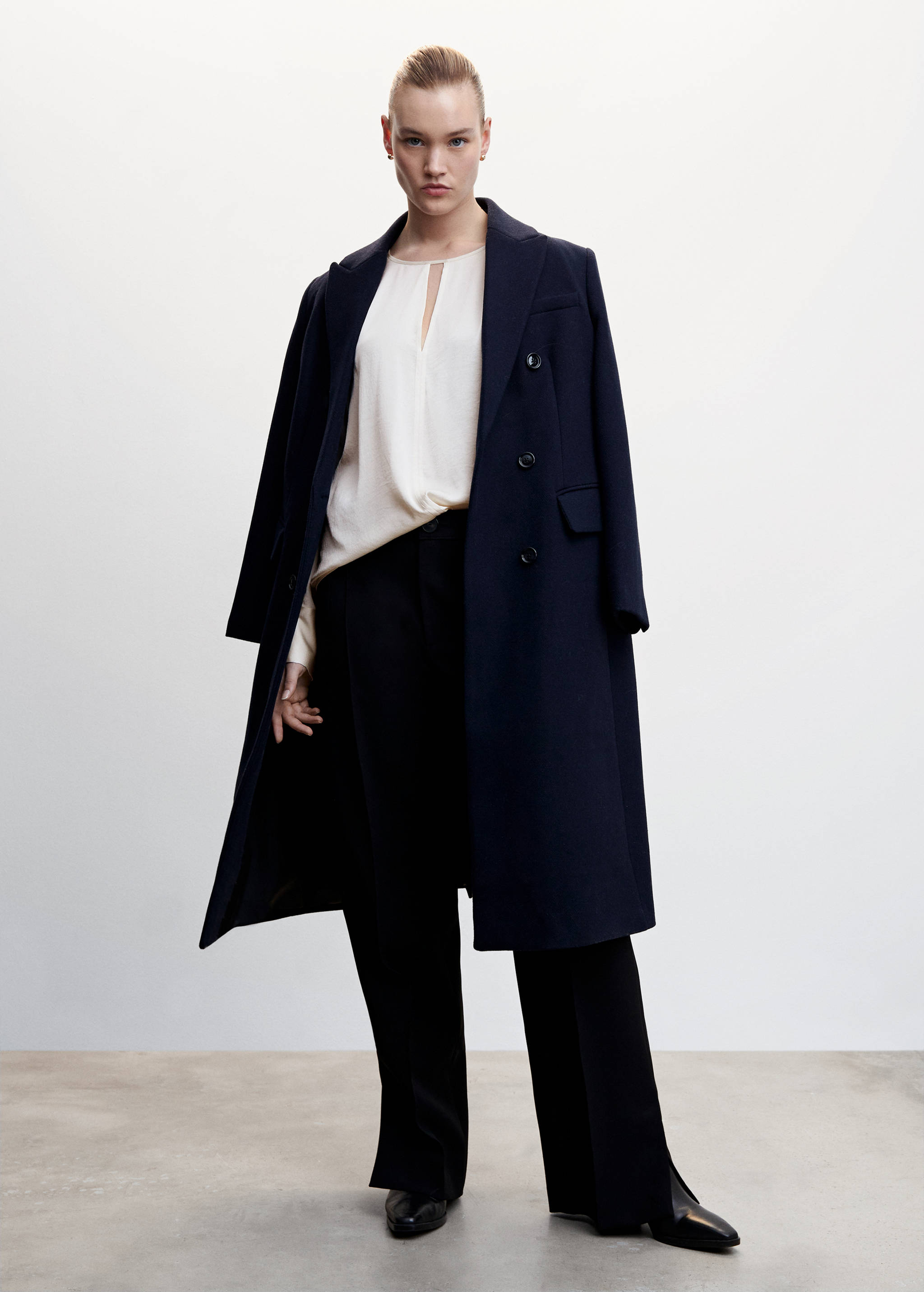 Saténová blůza s průstřihem - Detail zboží 3