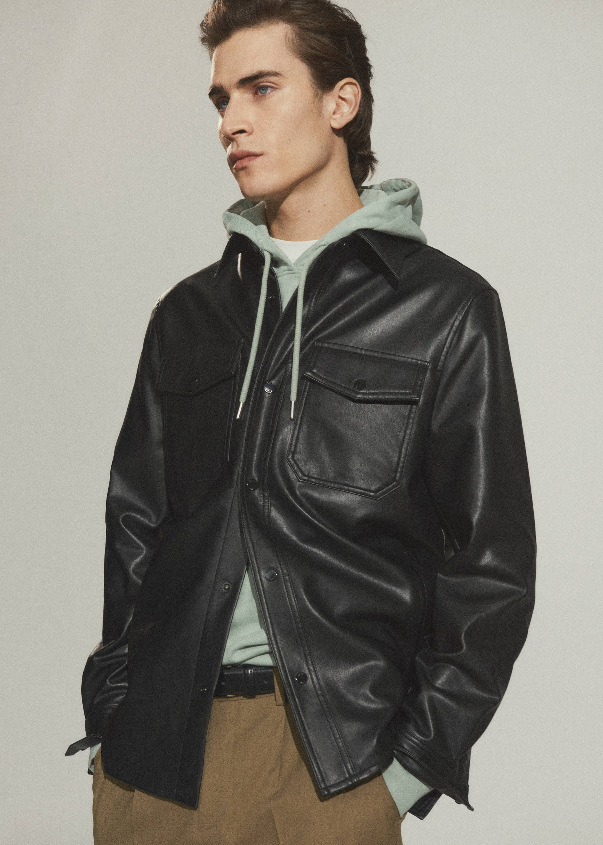 Leather-effect overshirt - Details of the article 5