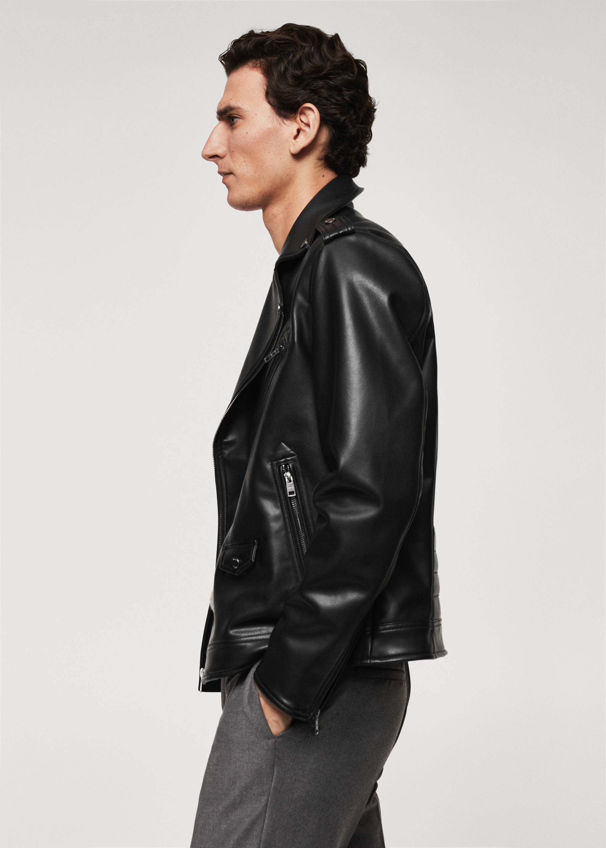 Caçadora biker efecte pell - Detall de l'article 6