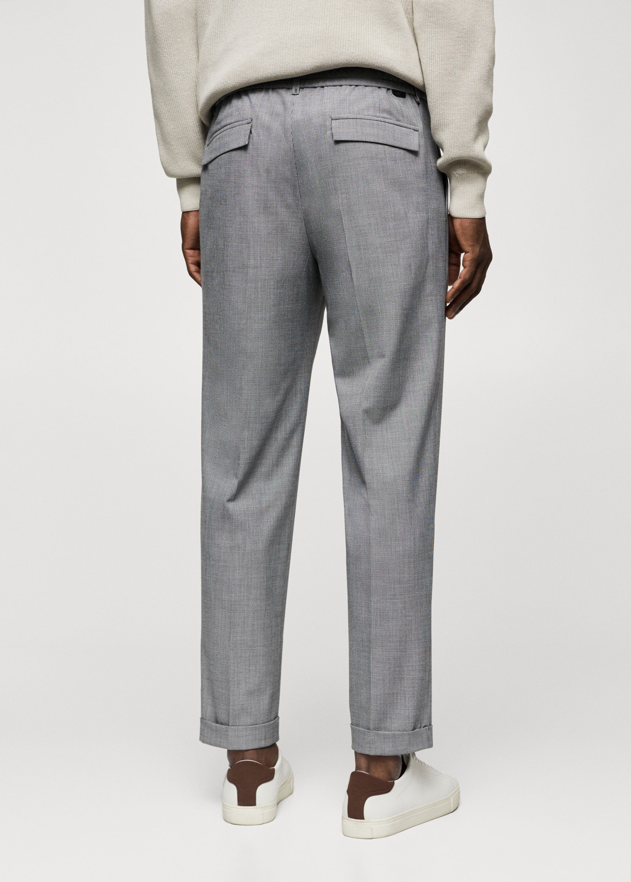 Slim Fit-Bundfaltenhose - Rückseite des Artikels