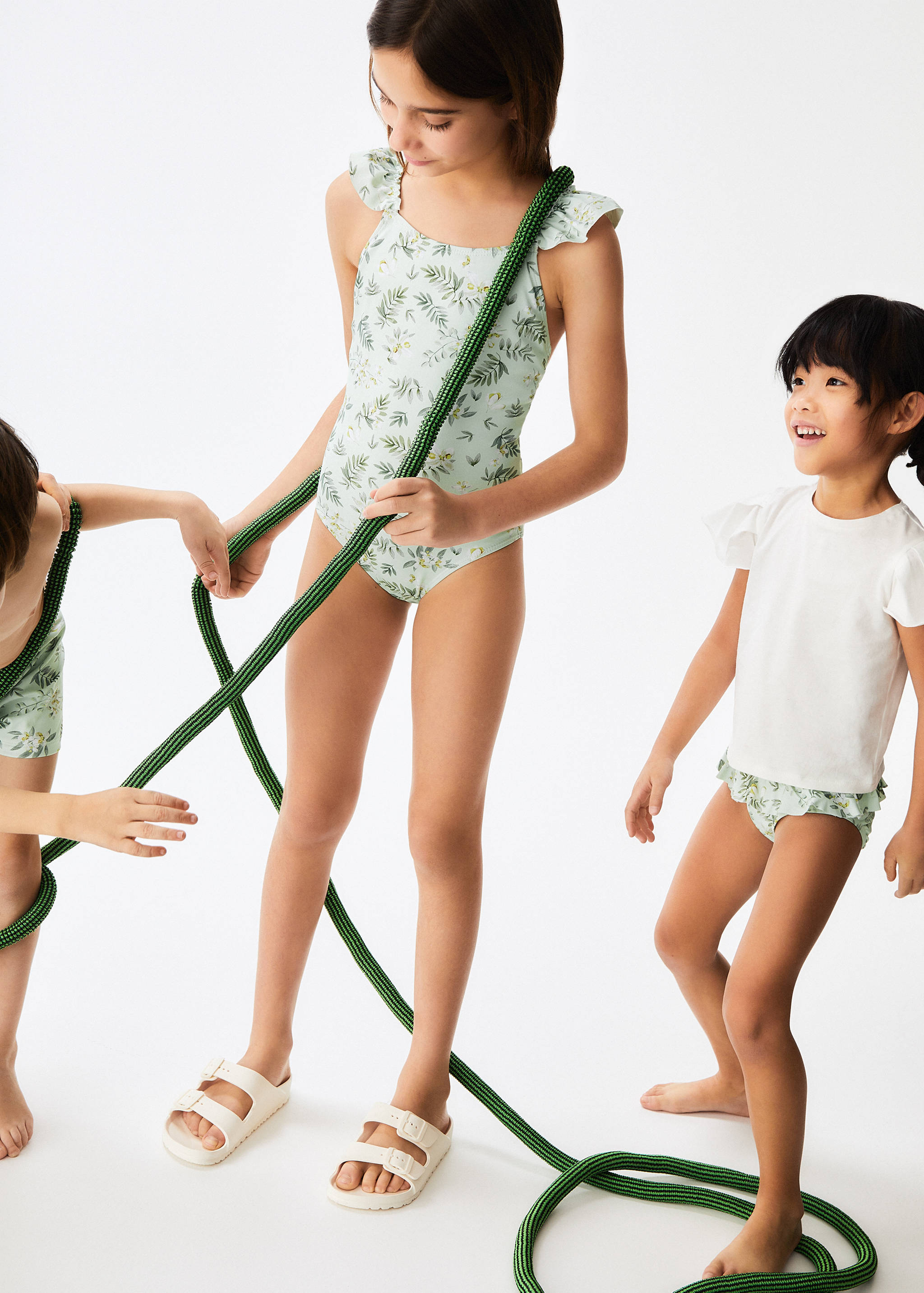 Leaf-print swimsuit - Details of the article 2