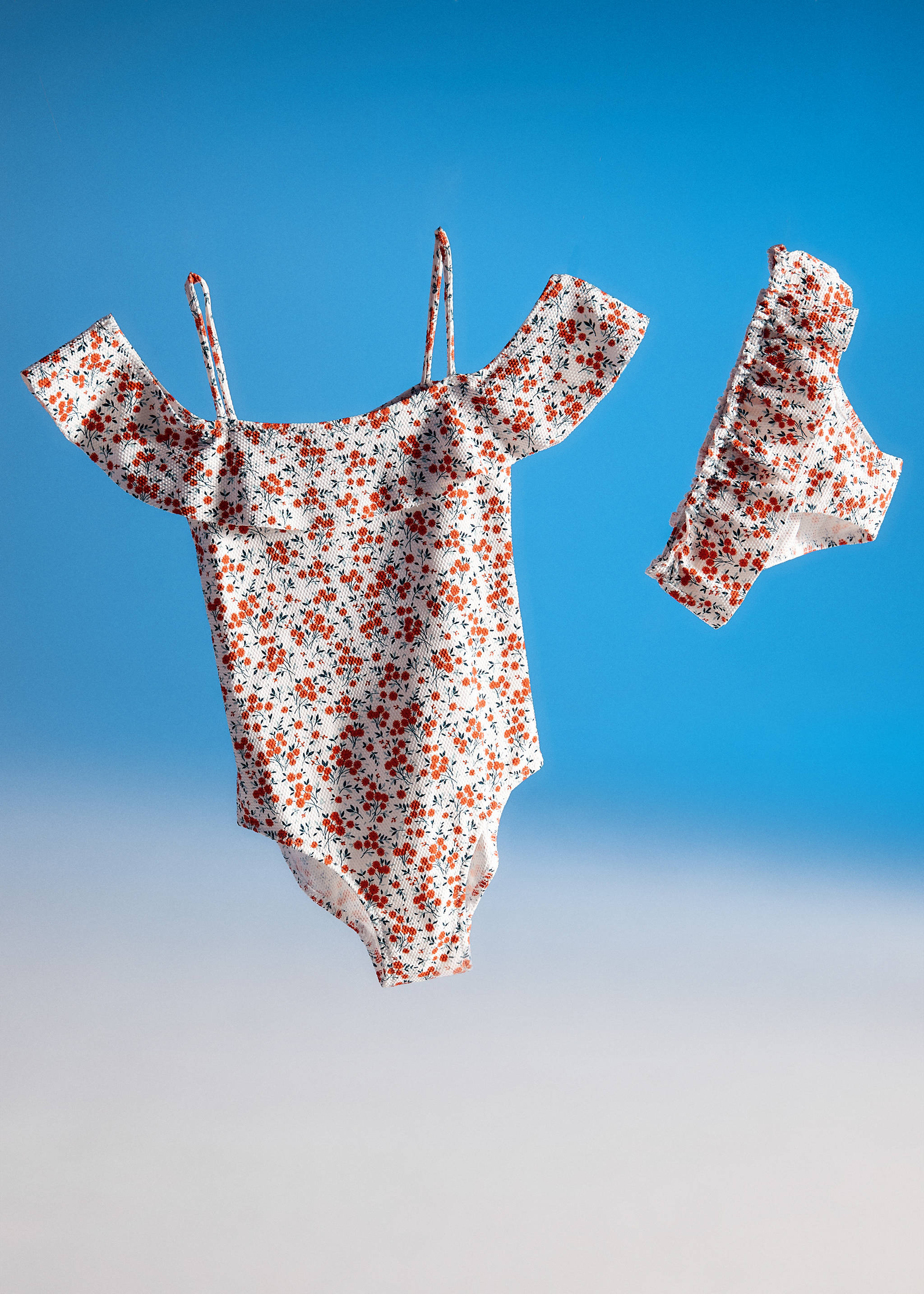 Ruffled floral print swimsuit - Details of the article 5