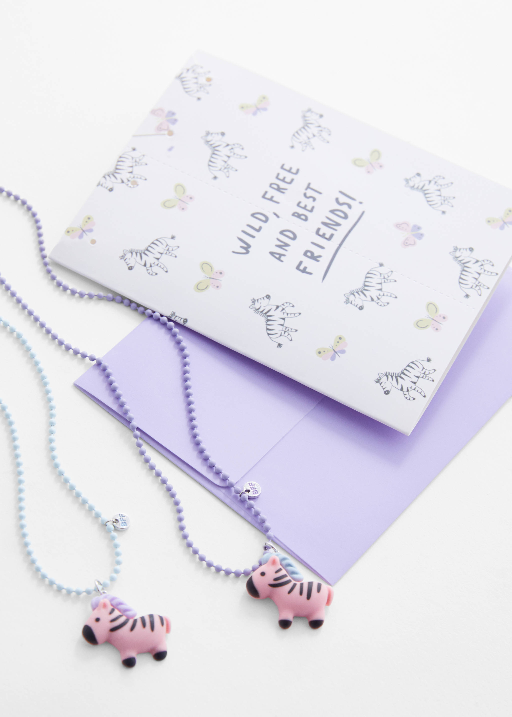 2 pack of necklaces - Details of the article 1