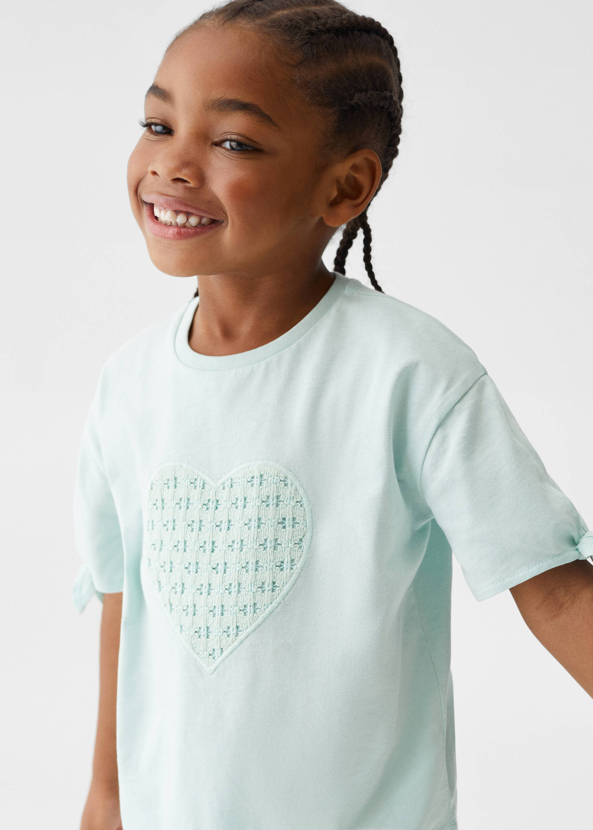 Camiseta corazón bordado - Detalle del artículo 1