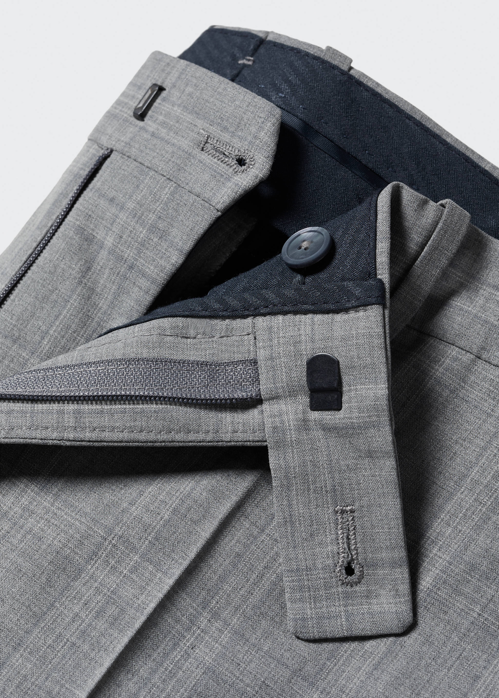 Slim Fit Anzughose aus Wollstoff - Detail des Artikels 8