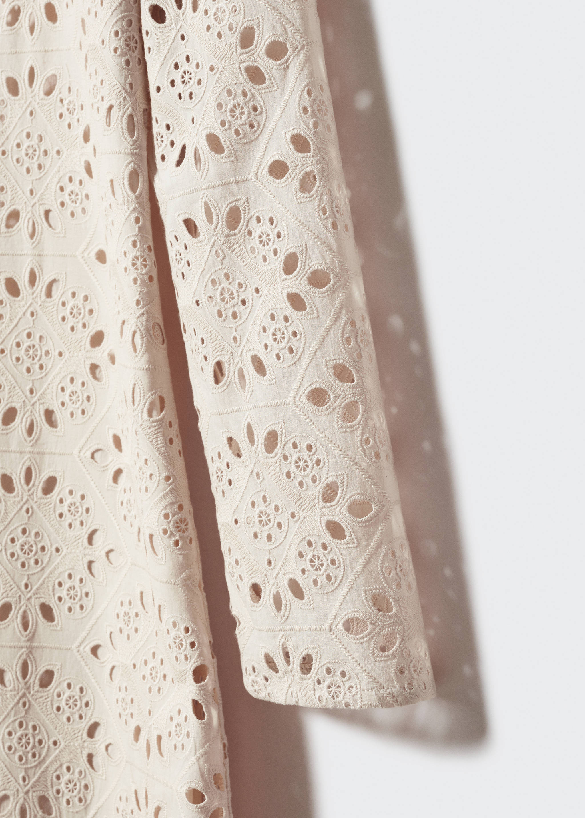 Vestit jaul-l - Detall de l'article 8