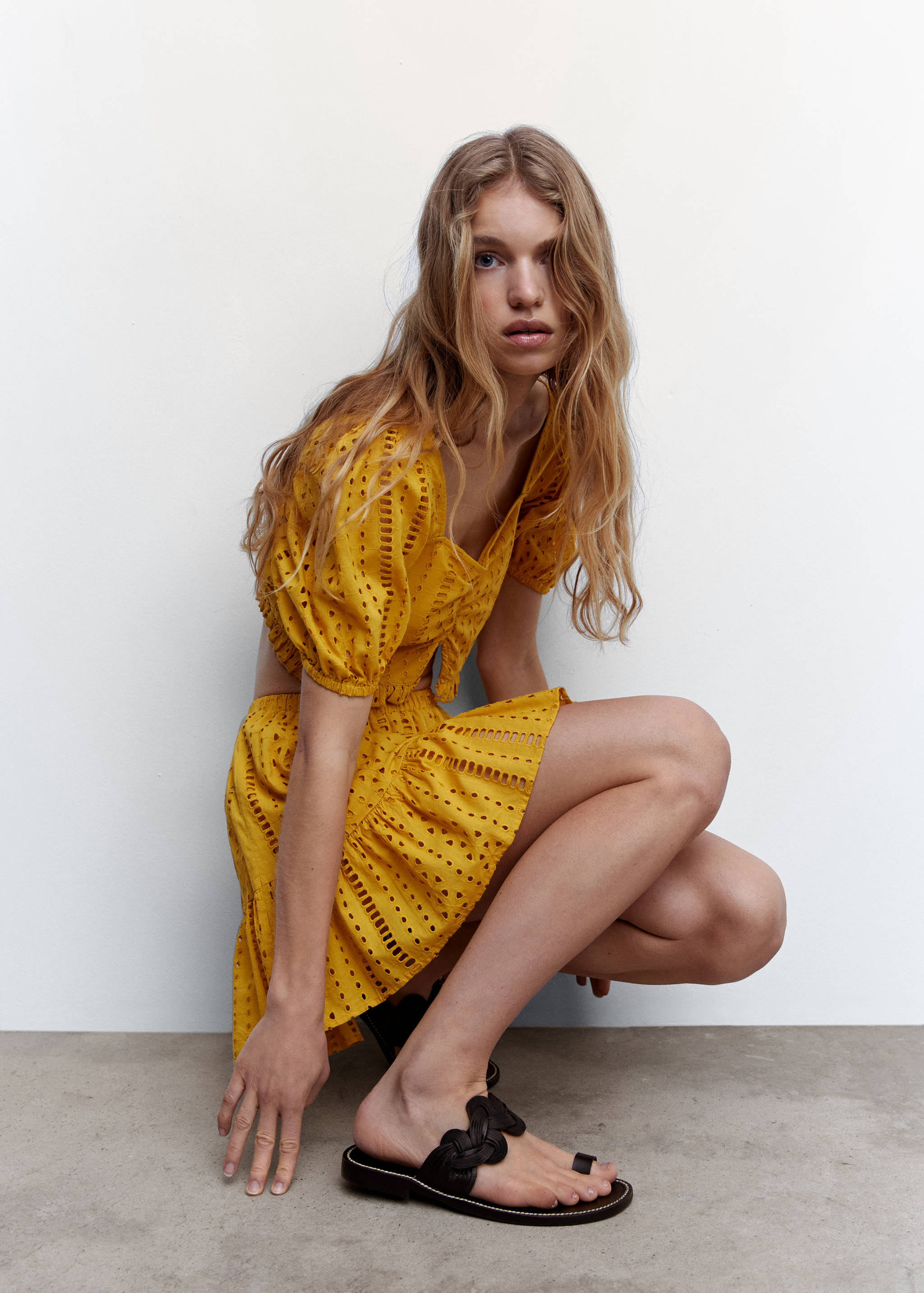 Die-cut cotton skirt - Details of the article 2