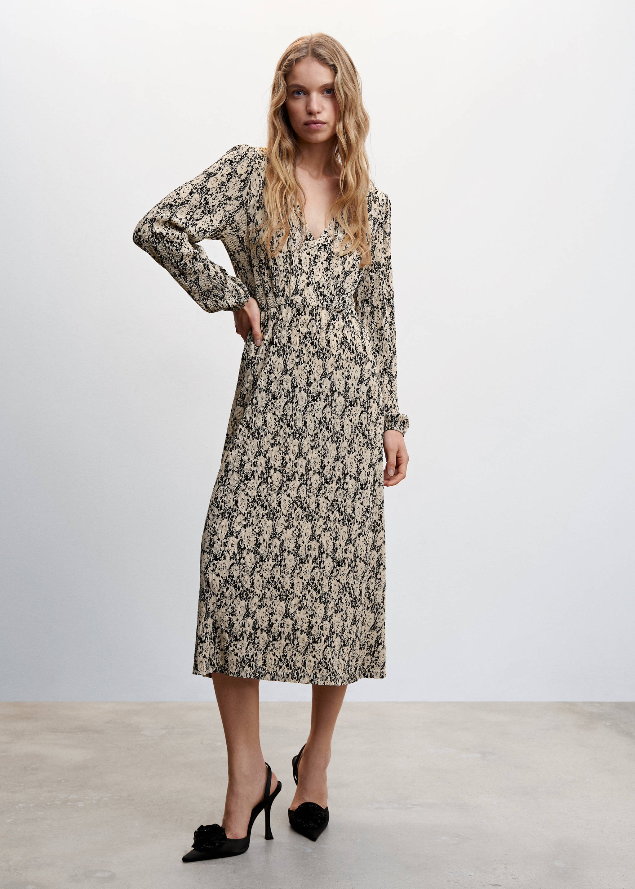 Textured printed dress - General plane