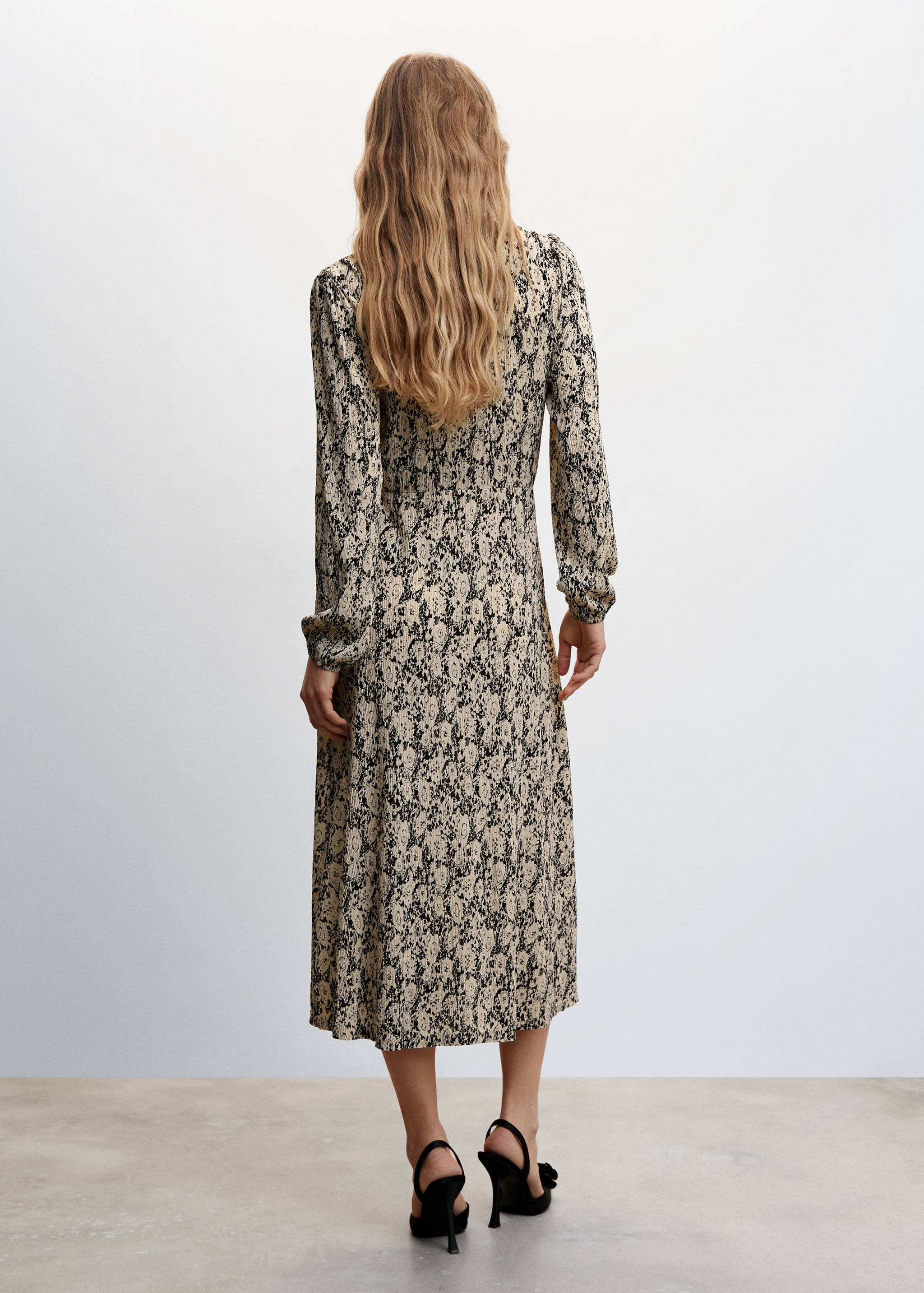 Textured printed dress - Reverse of the article