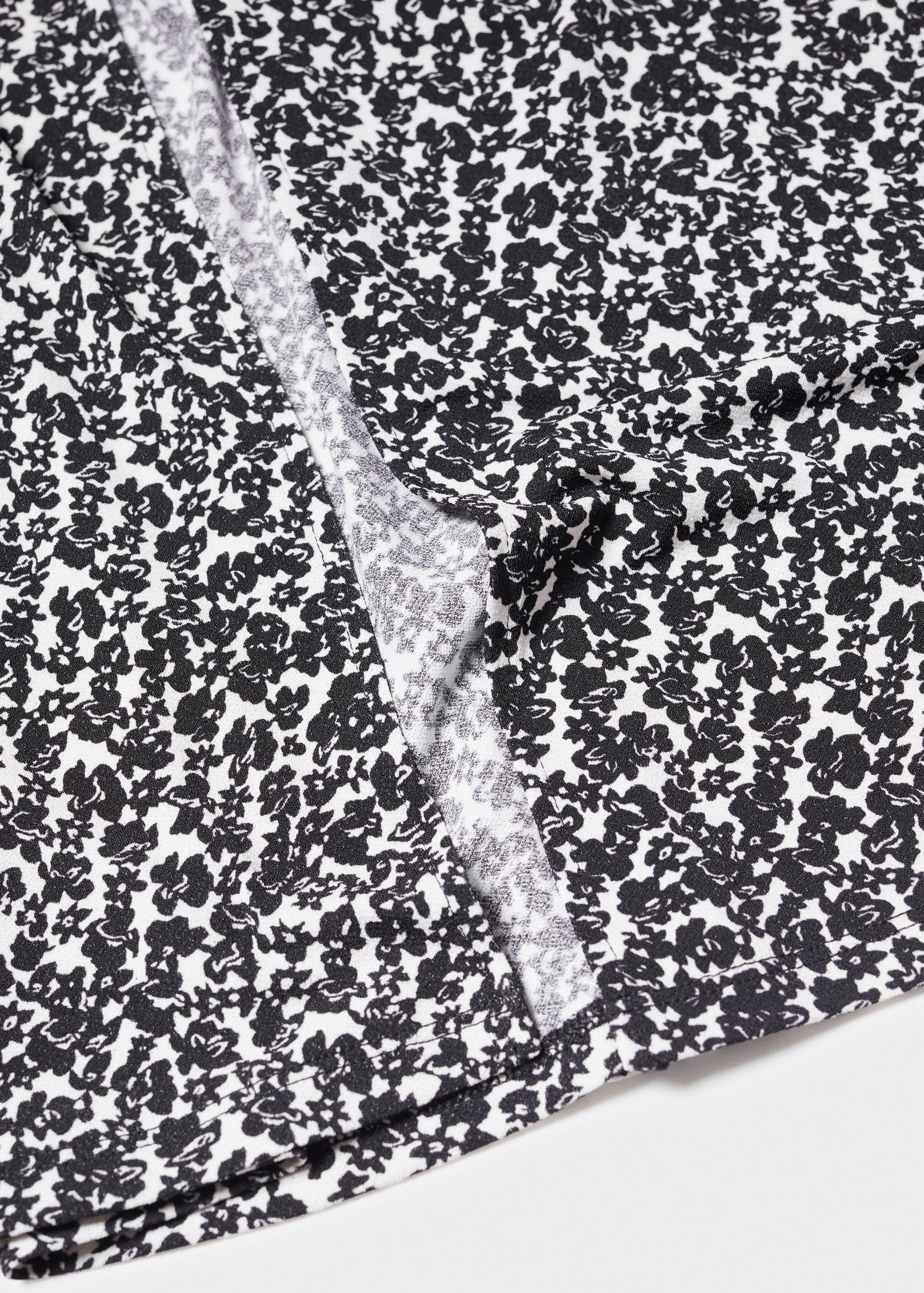 Printed cut-out detail dress - Details of the article 8