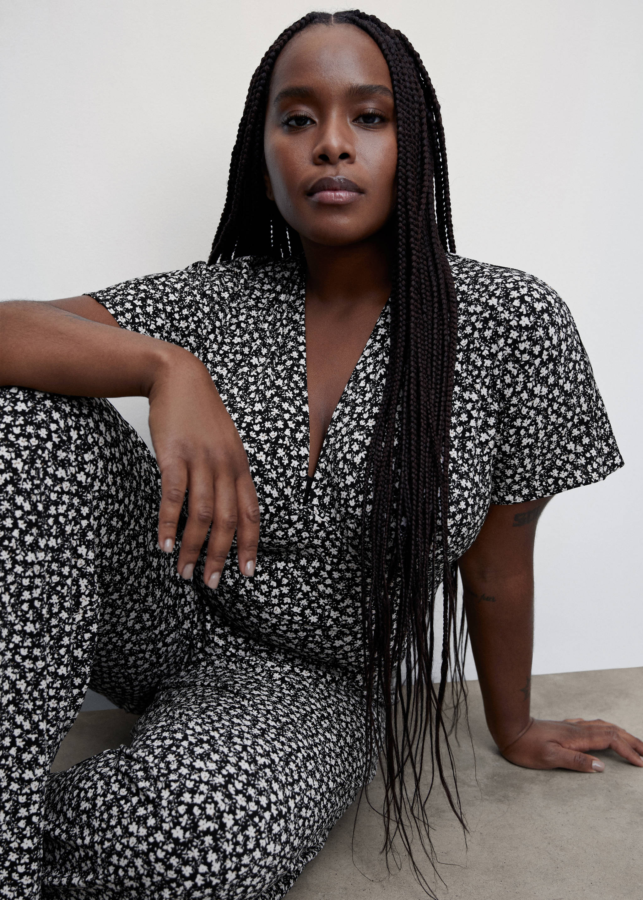 Long printed jumpsuit - Details of the article 4