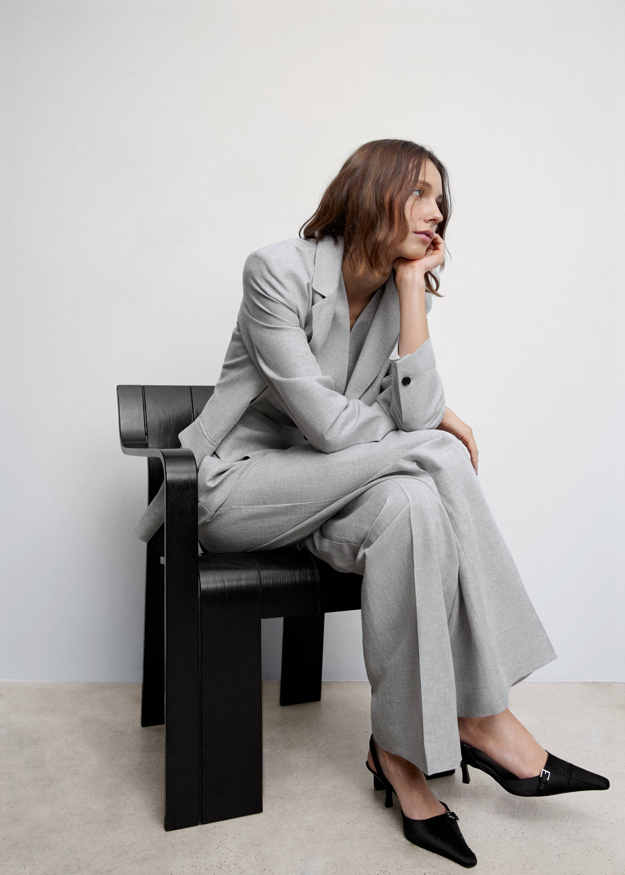 Herringbone linen suit trousers - Details of the article 2