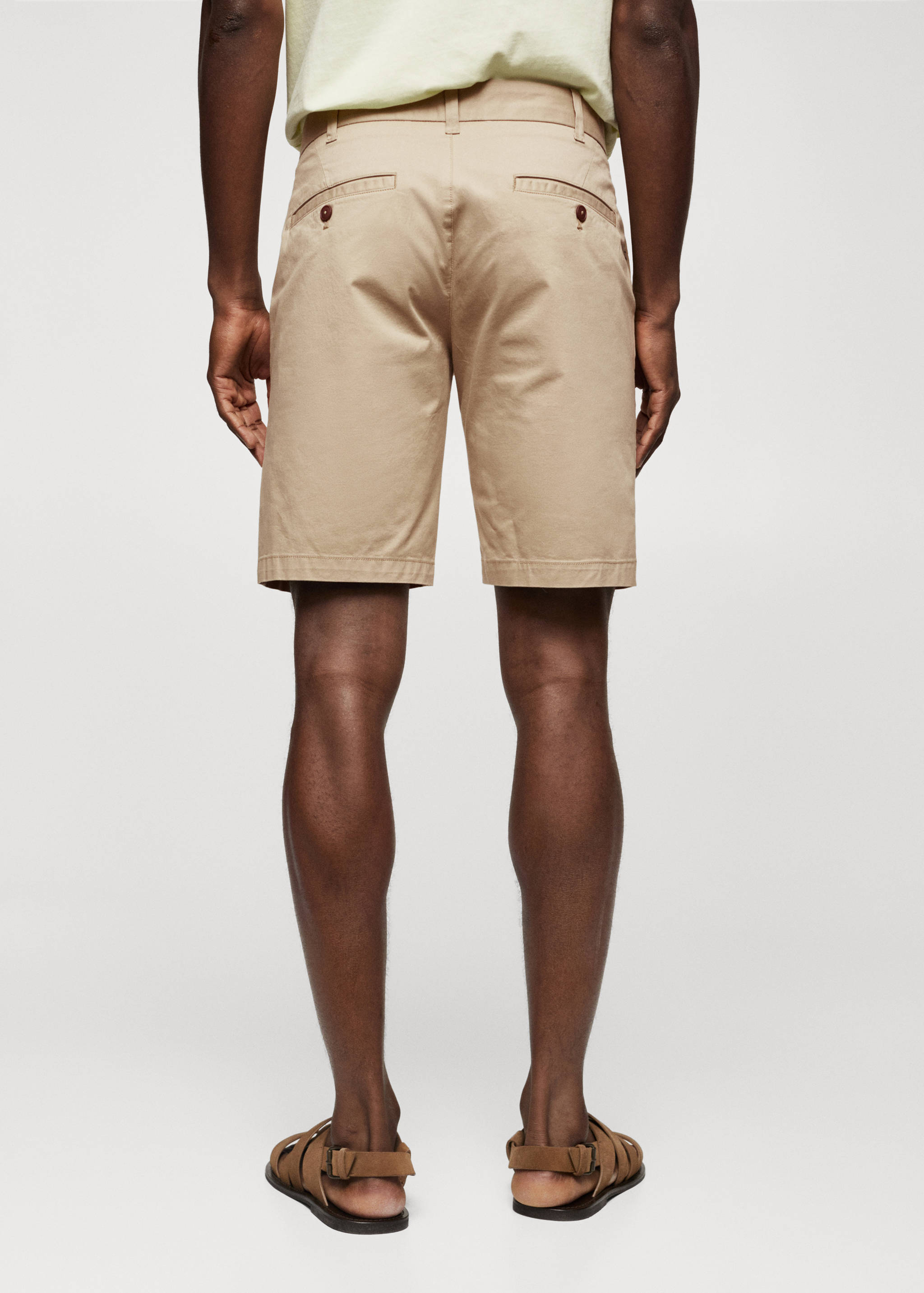 Bavlněné bermudy chino slim fit - Zadní strana zboží