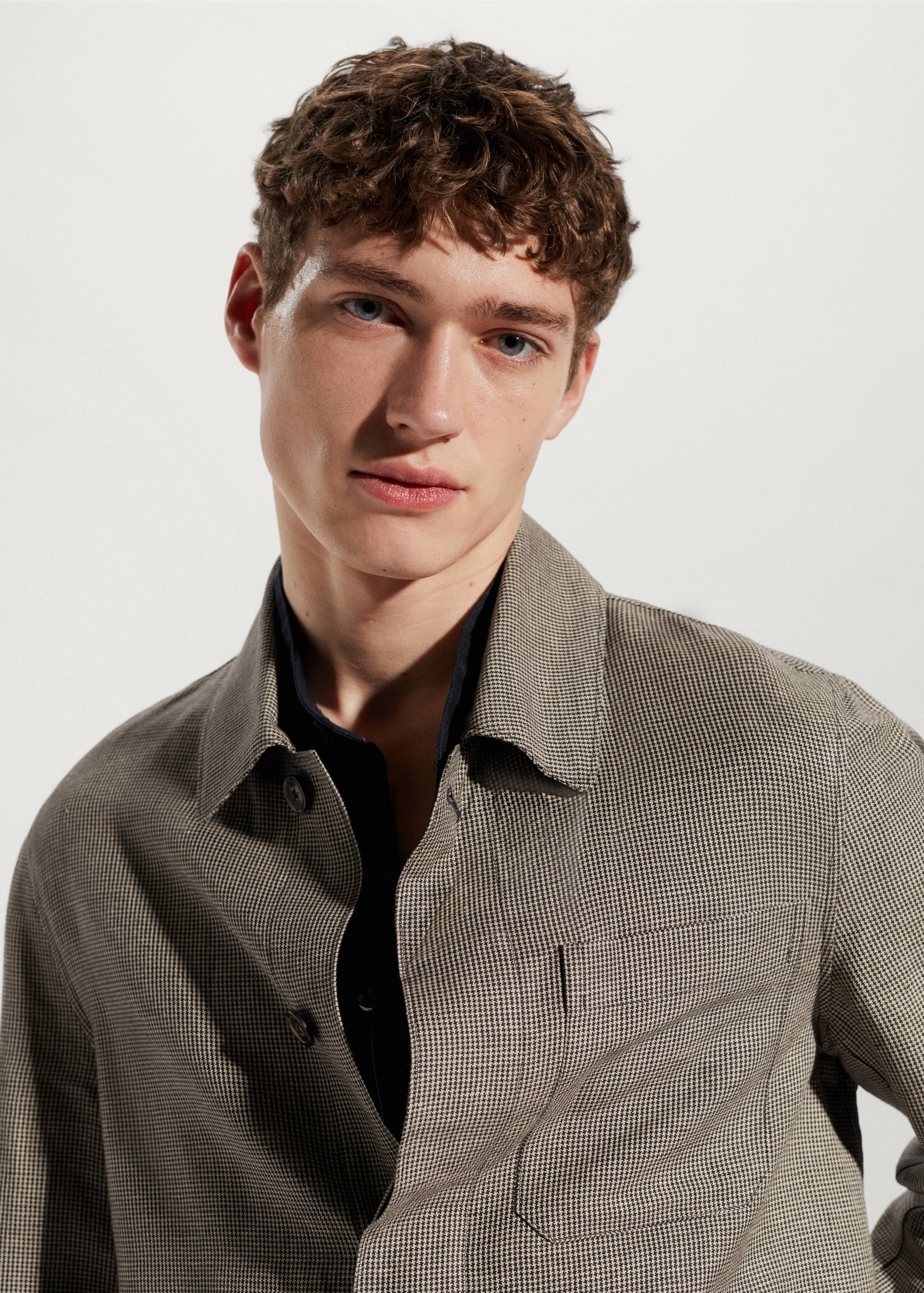 Houndstooth linen overshirt  - Details of the article 1