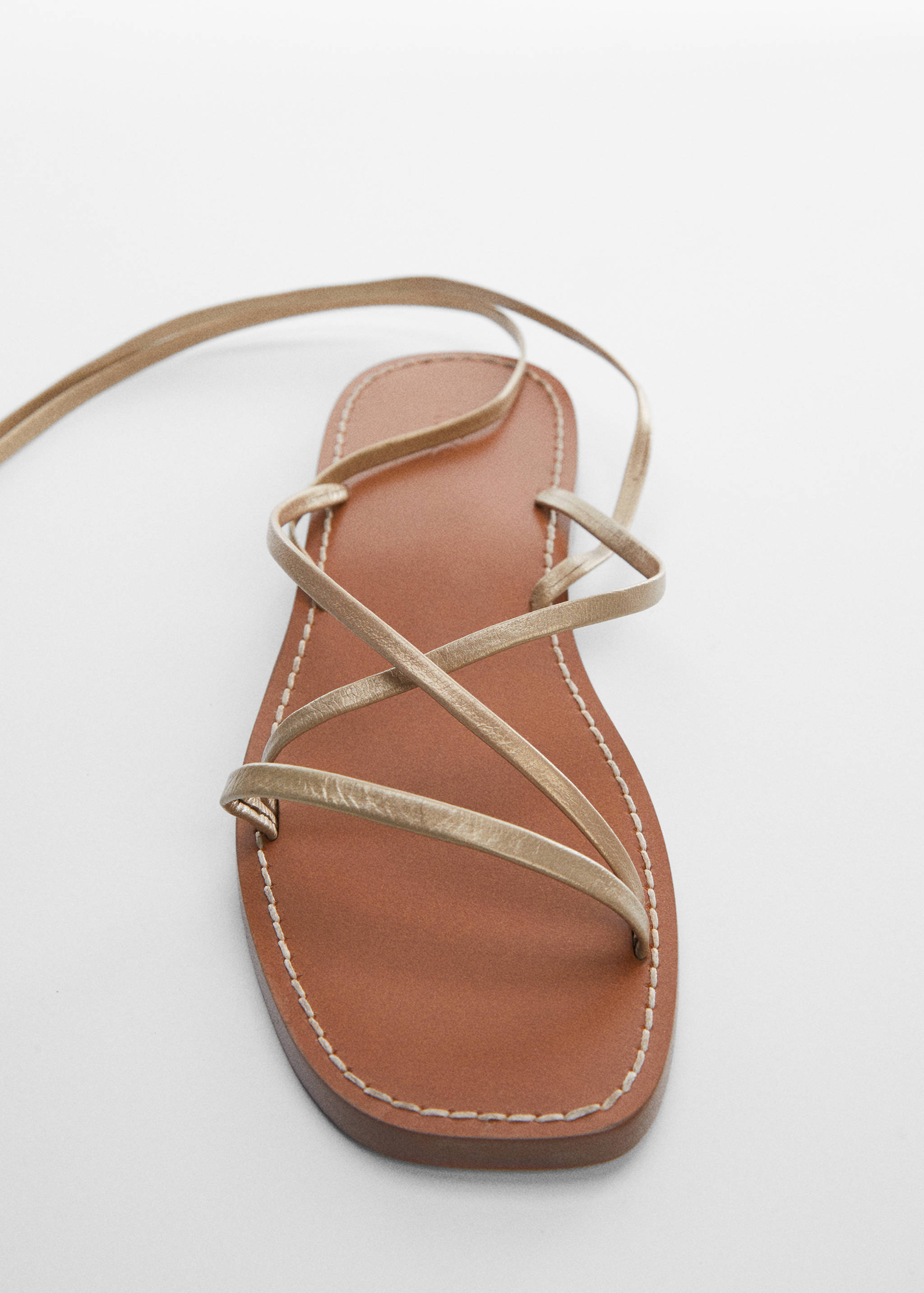 Criss-cross straps sandals - Details of the article 2
