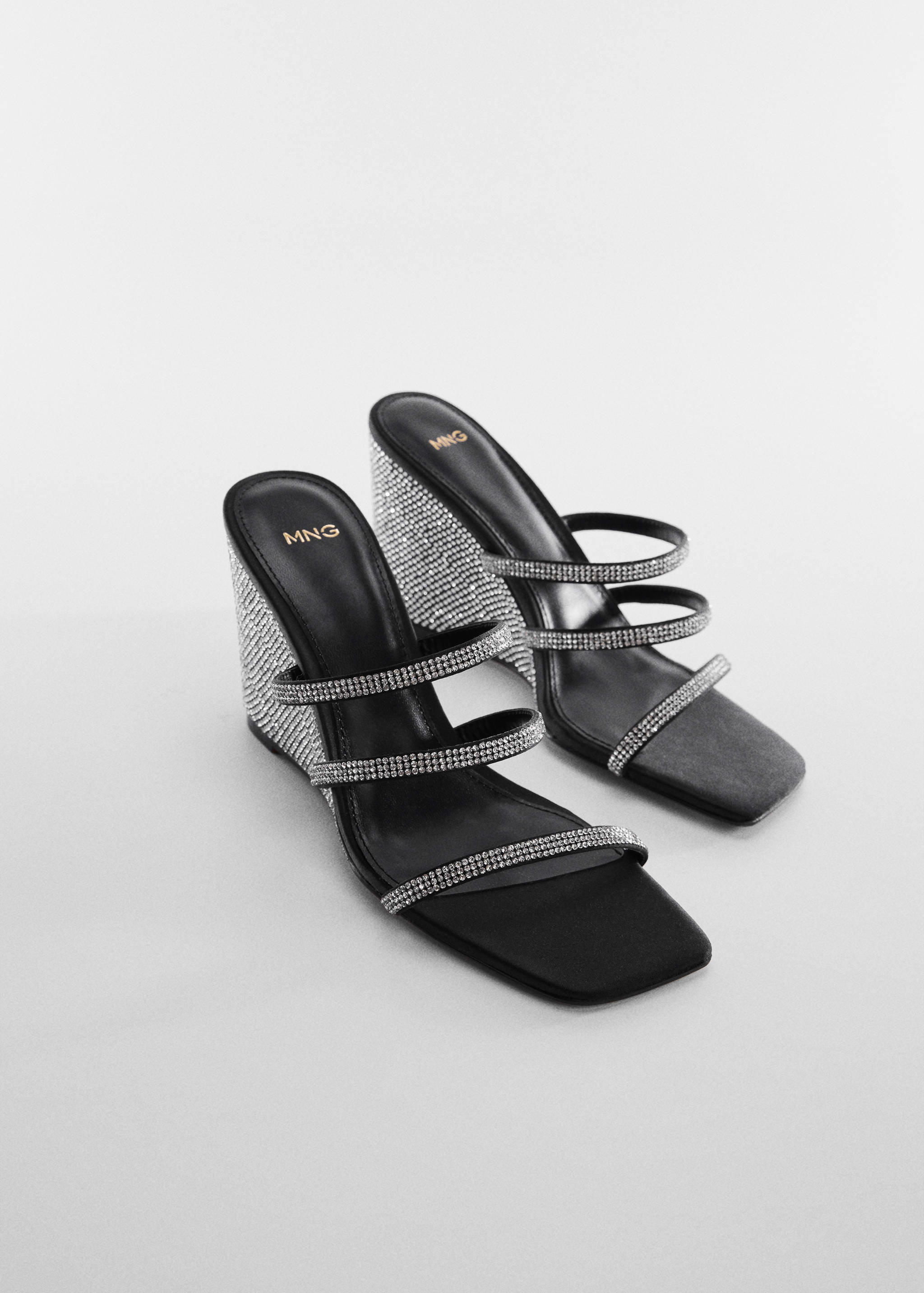 Sandales talon compensé strass - Plan moyen