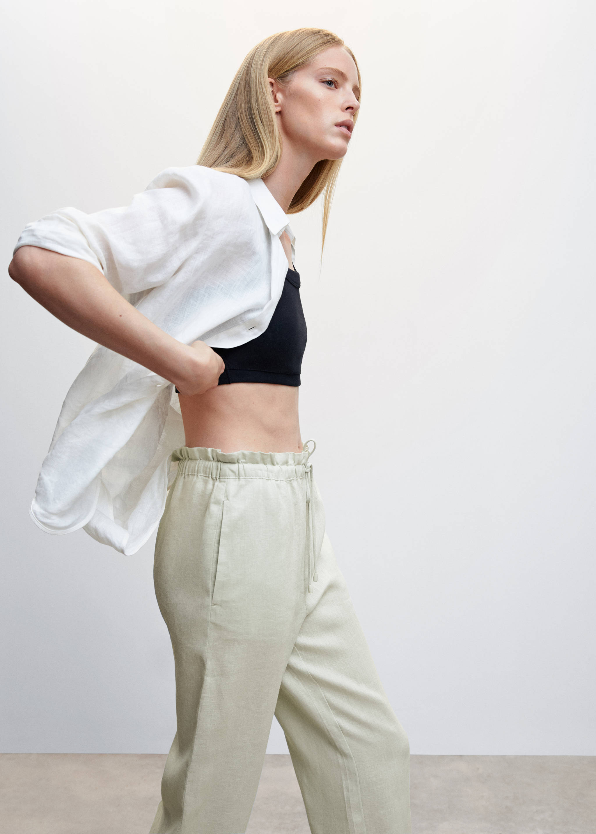 Linen jogger trousers - Details of the article 1