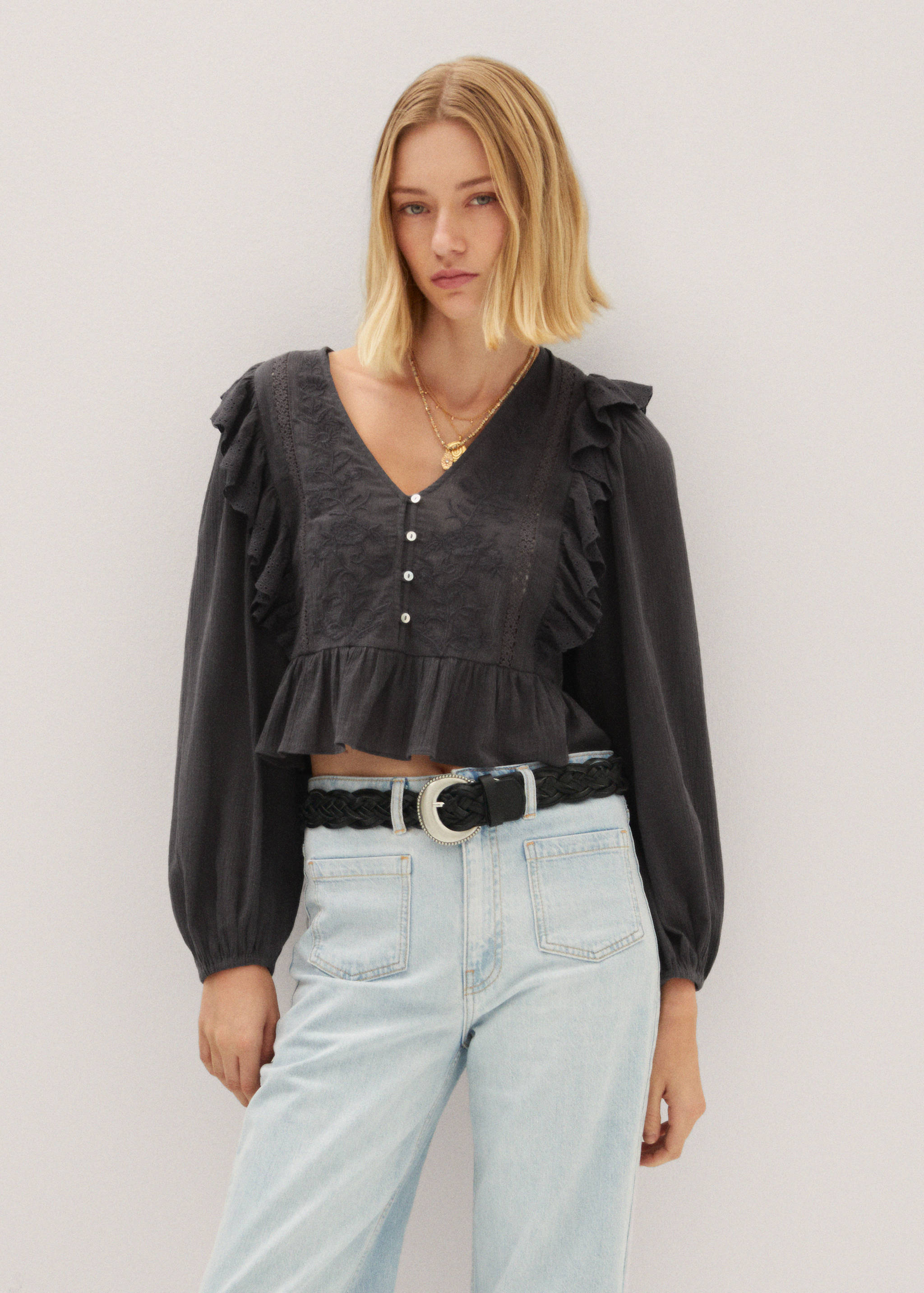 Embroidered puff-sleeve blouse - Medium plane