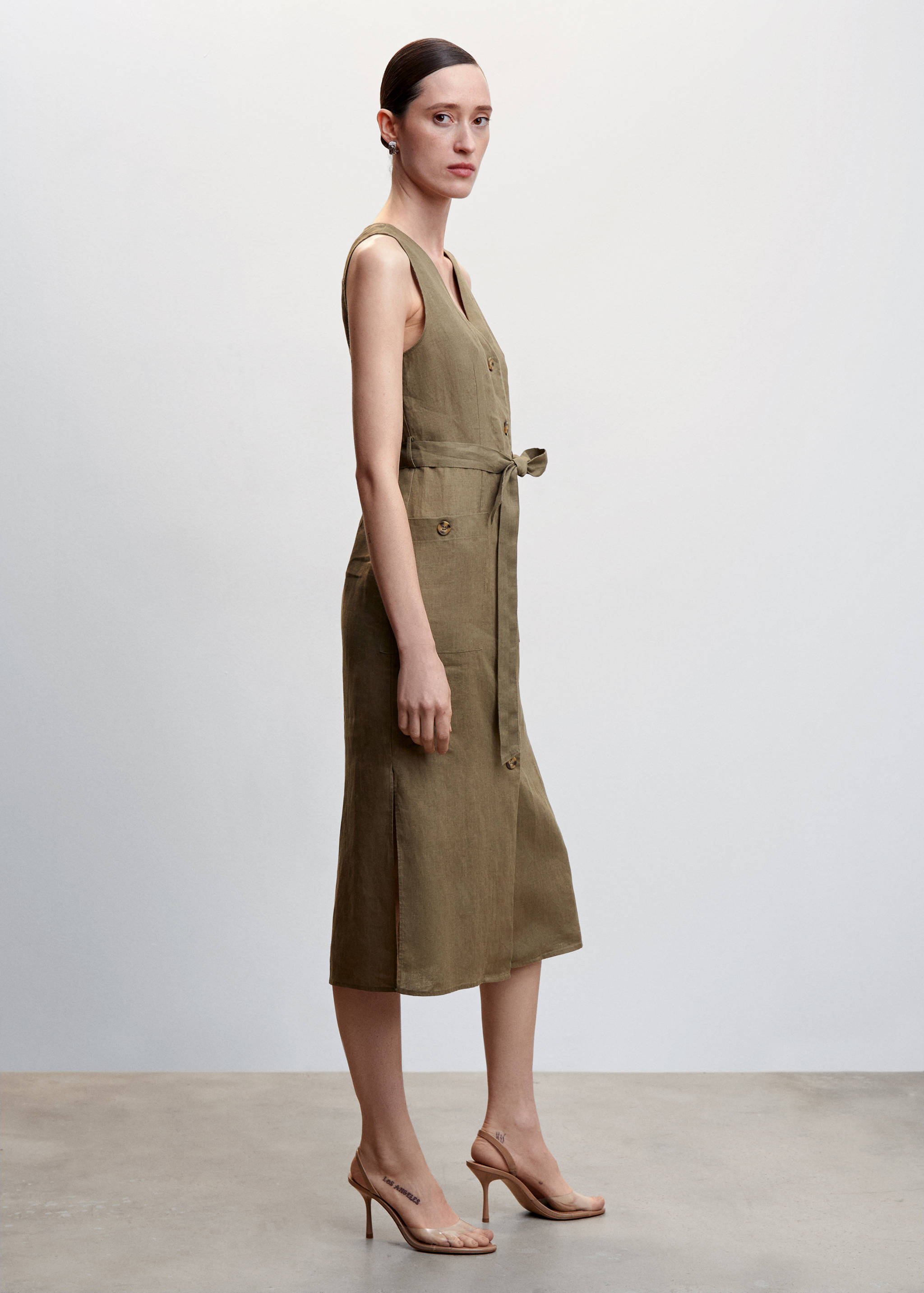 100% linen shirty dress - Details of the article 2