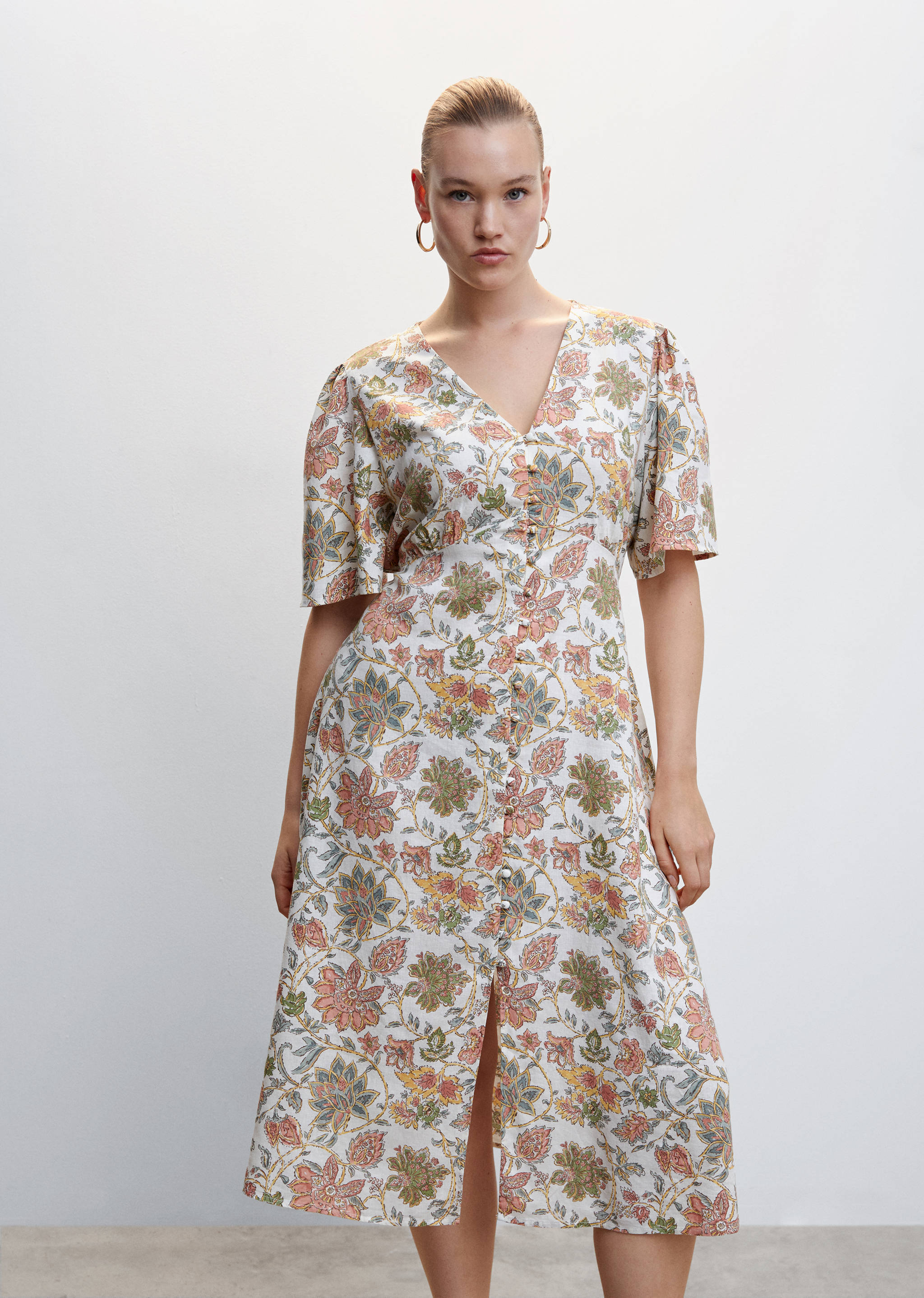 Buttoned linen-blend dress - Details of the article 5