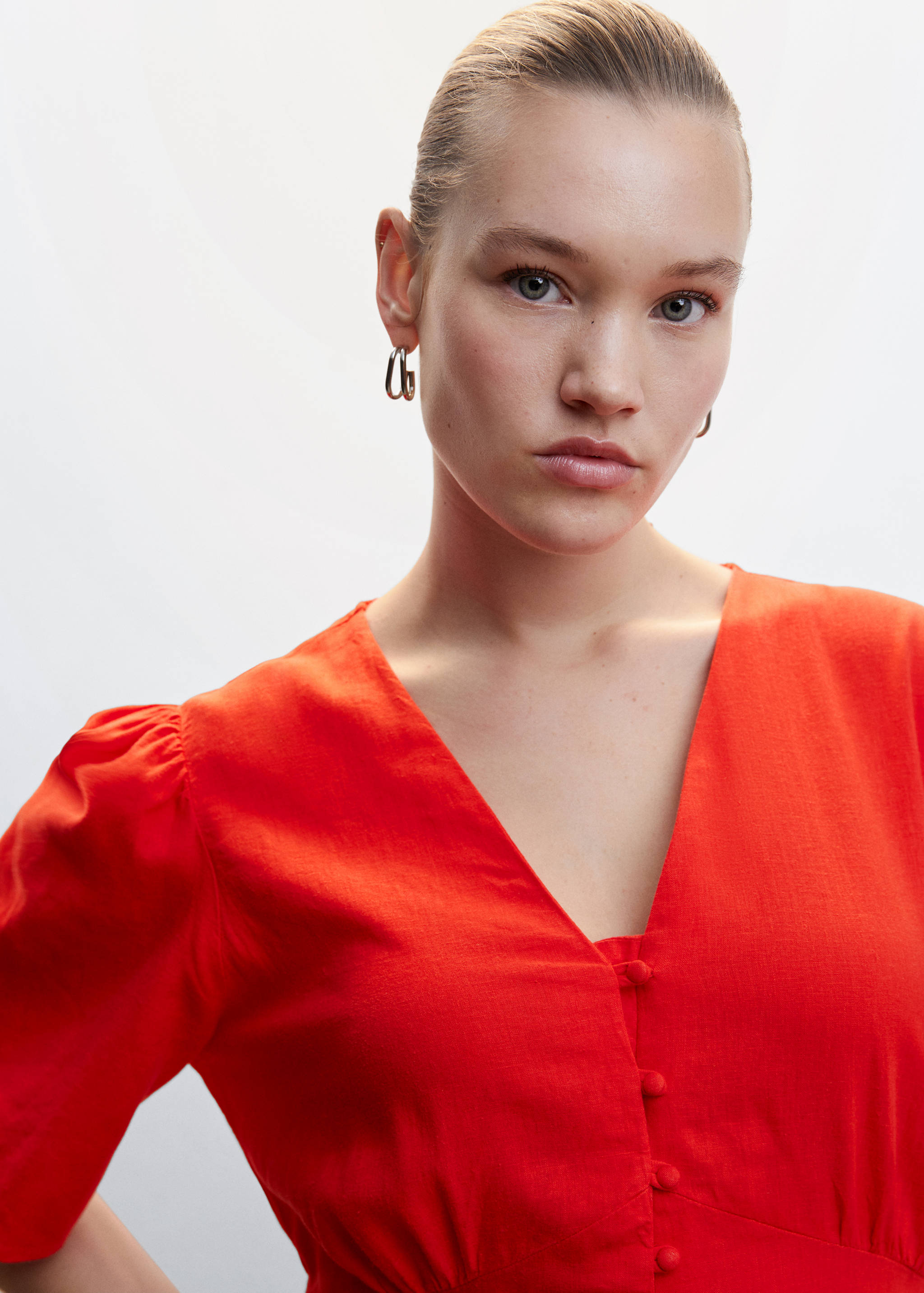 Buttoned linen-blend dress - Details of the article 4