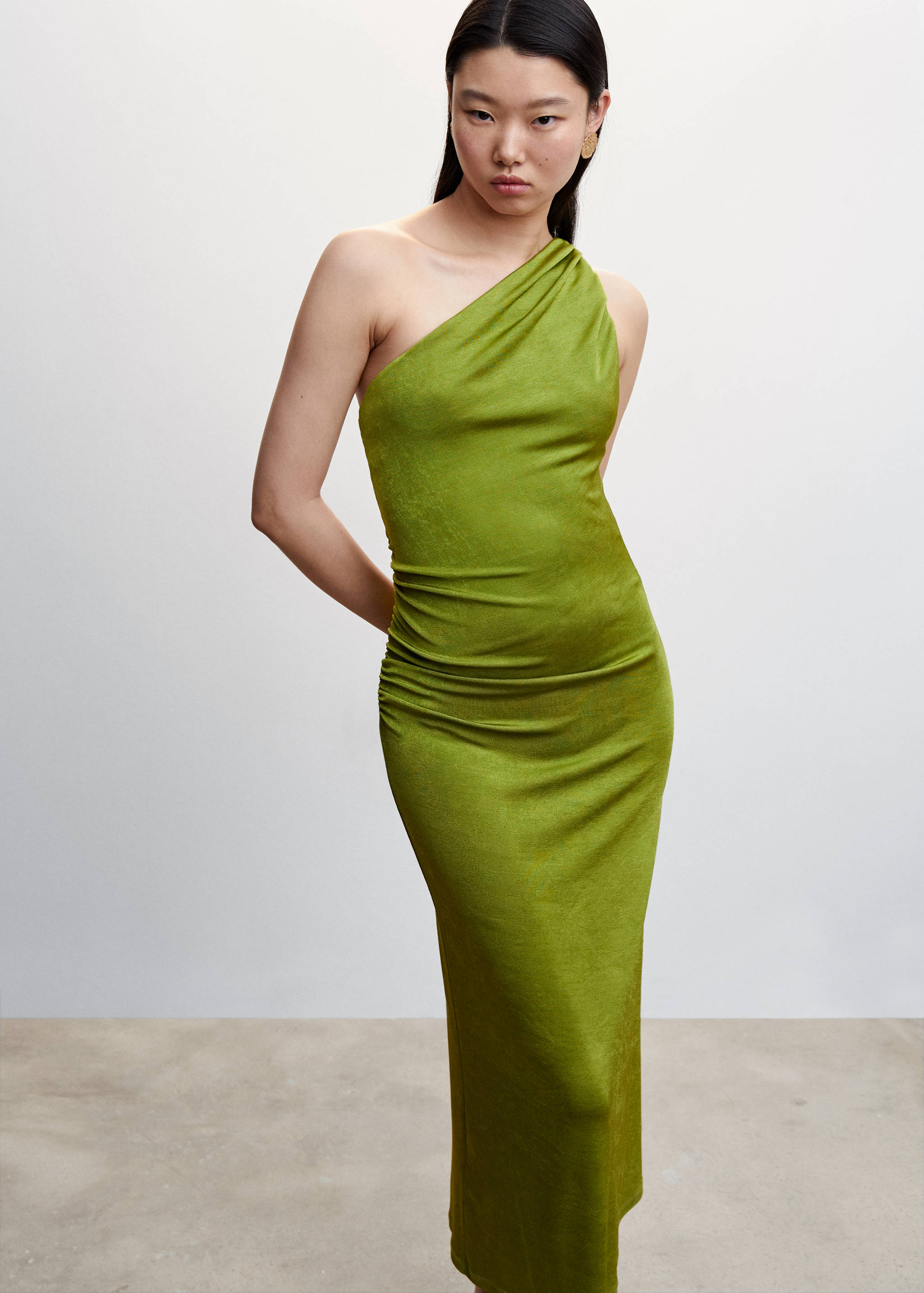 Asymmetric draped gown - Medium plane